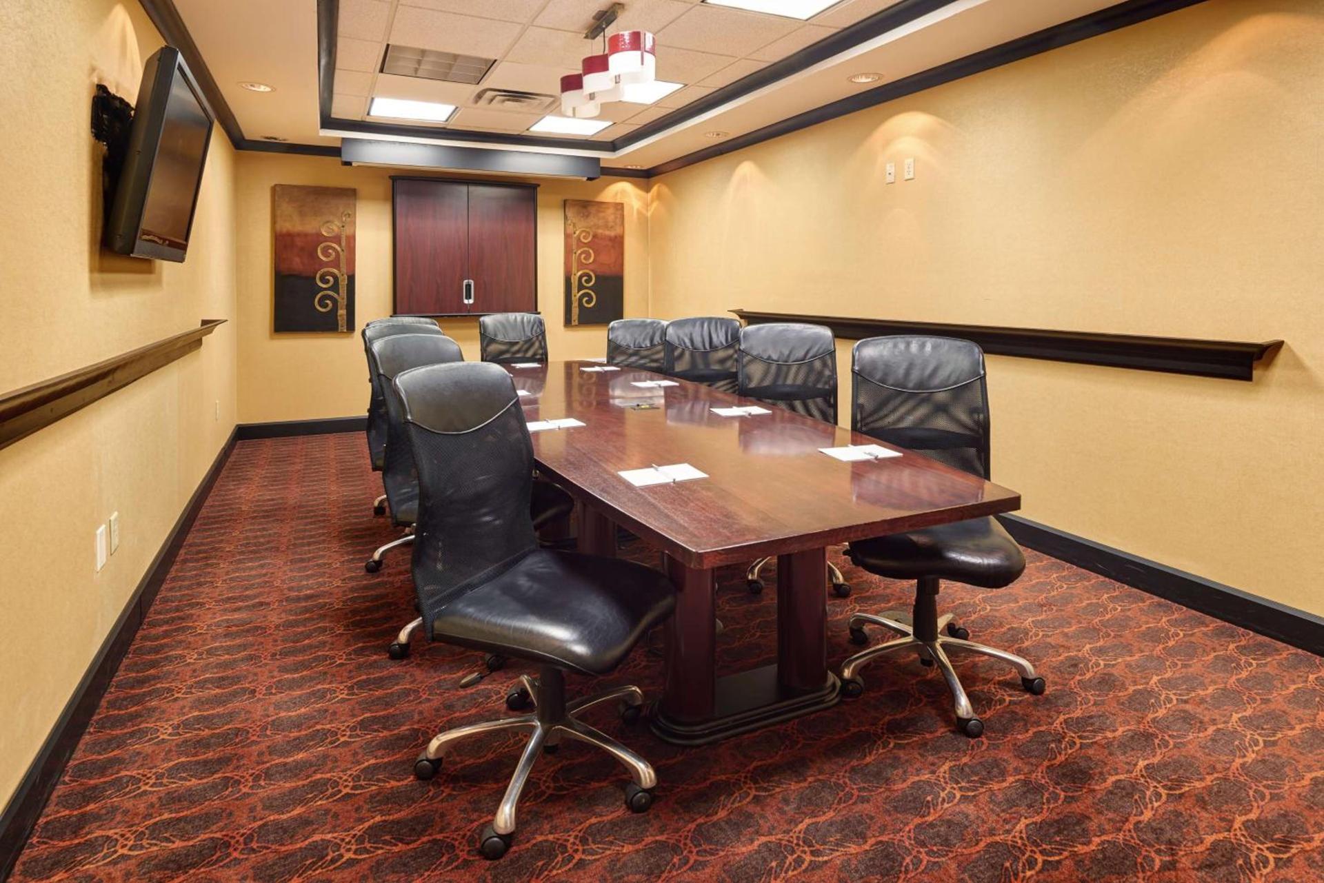 Hampton Inn & Suites Waco-South photo 40