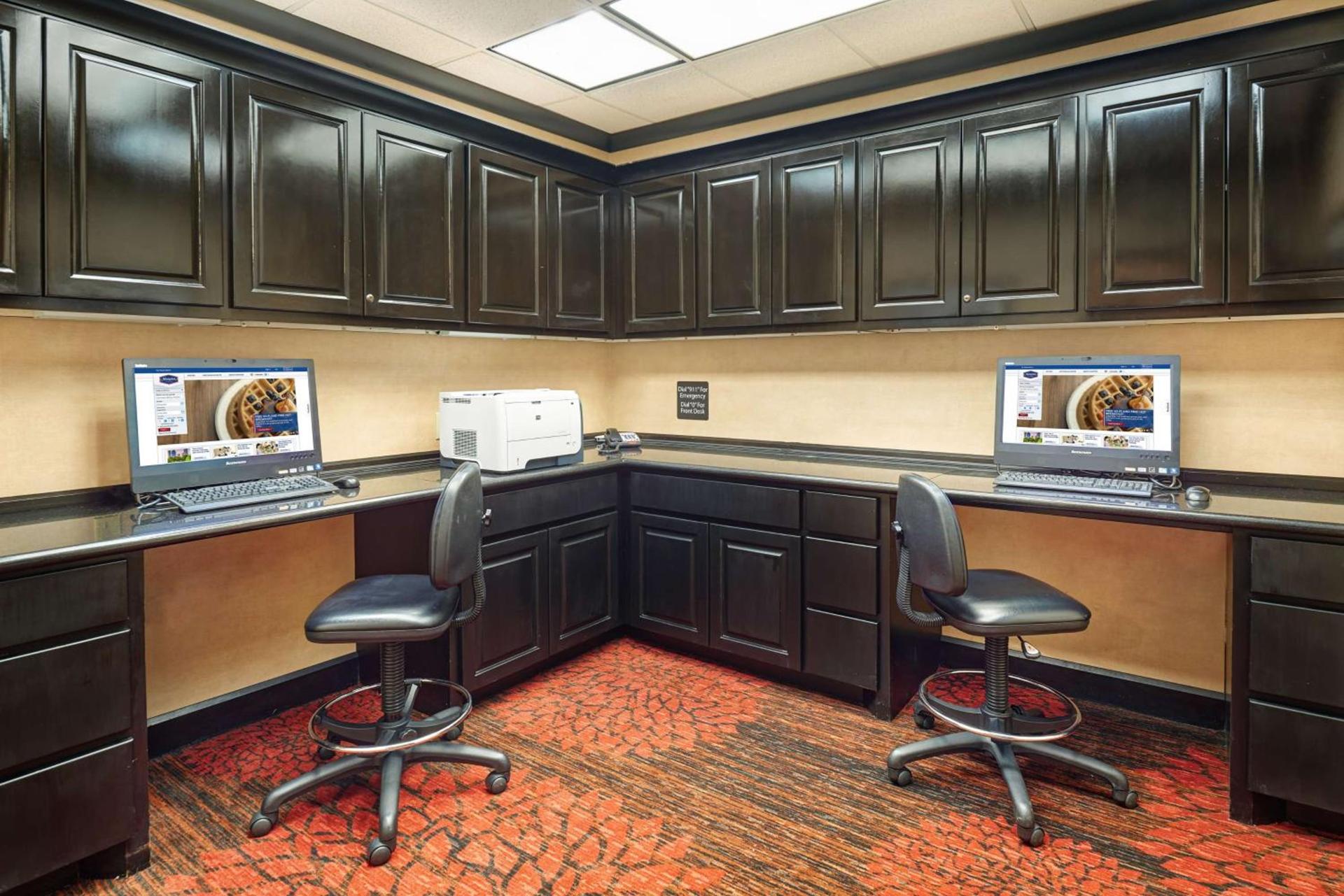 Hampton Inn & Suites Waco-South photo 43