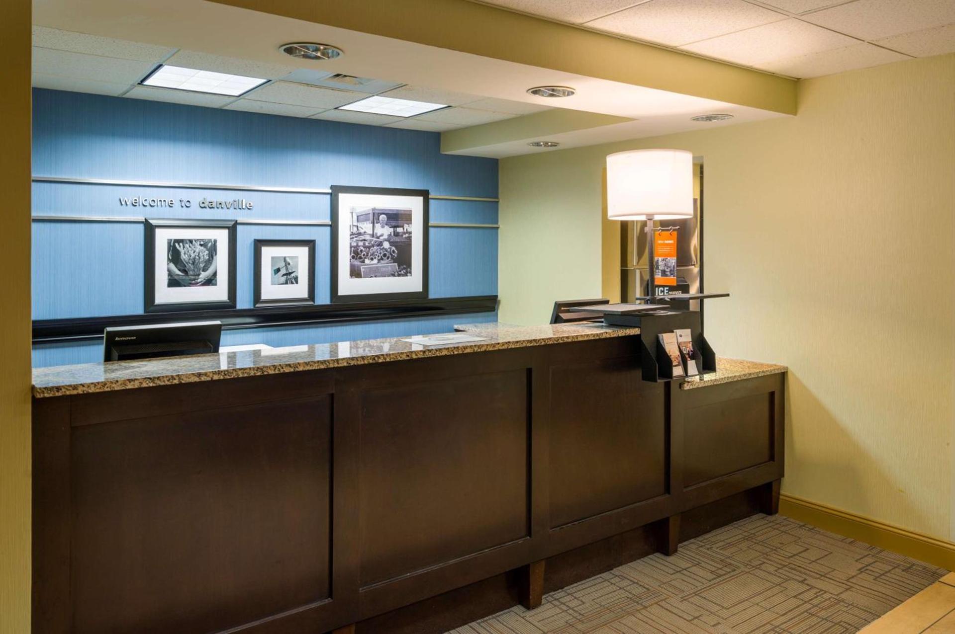Hampton Inn Danville photo 9