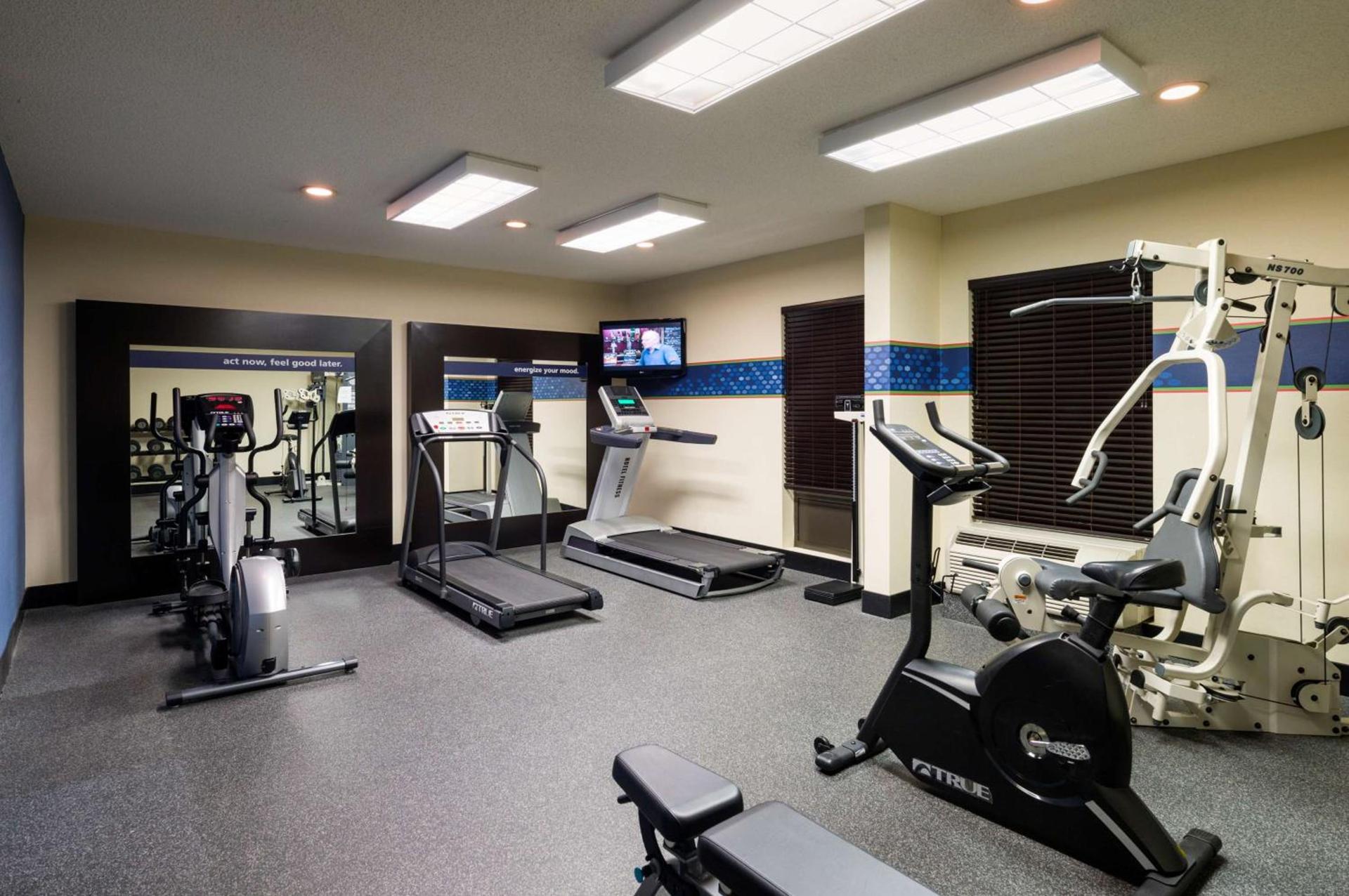 Hampton Inn Danville photo 19