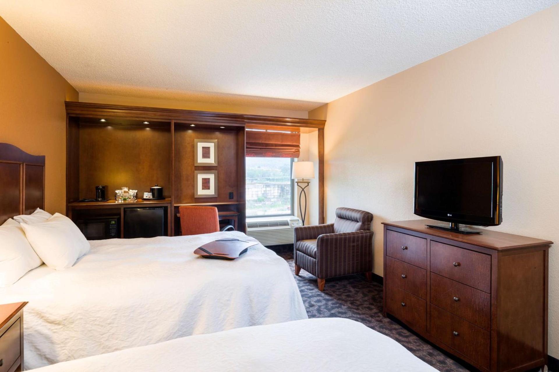 Hampton Inn Danville photo 24