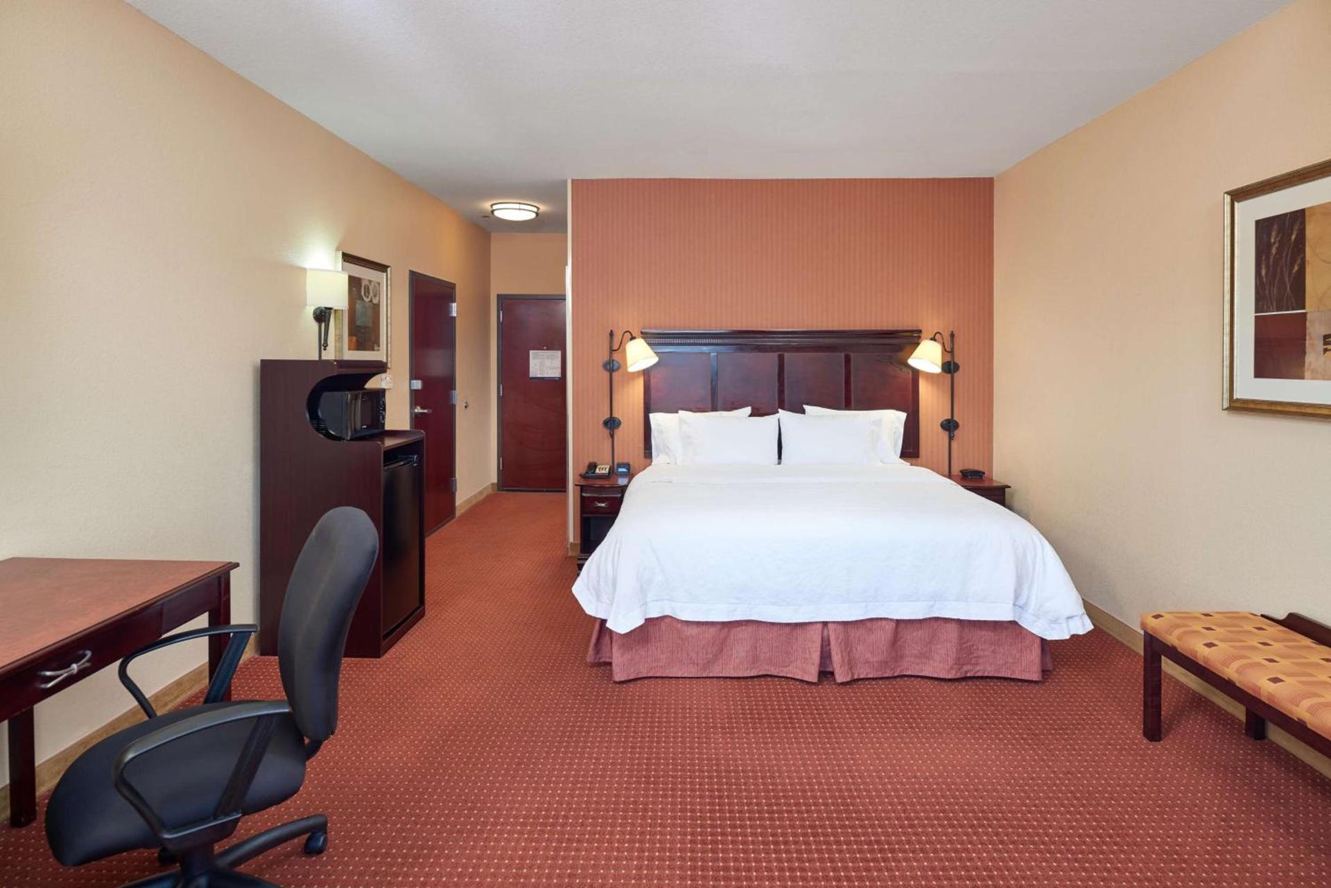 Hampton Inn & Suites Austin South Buda photo 22