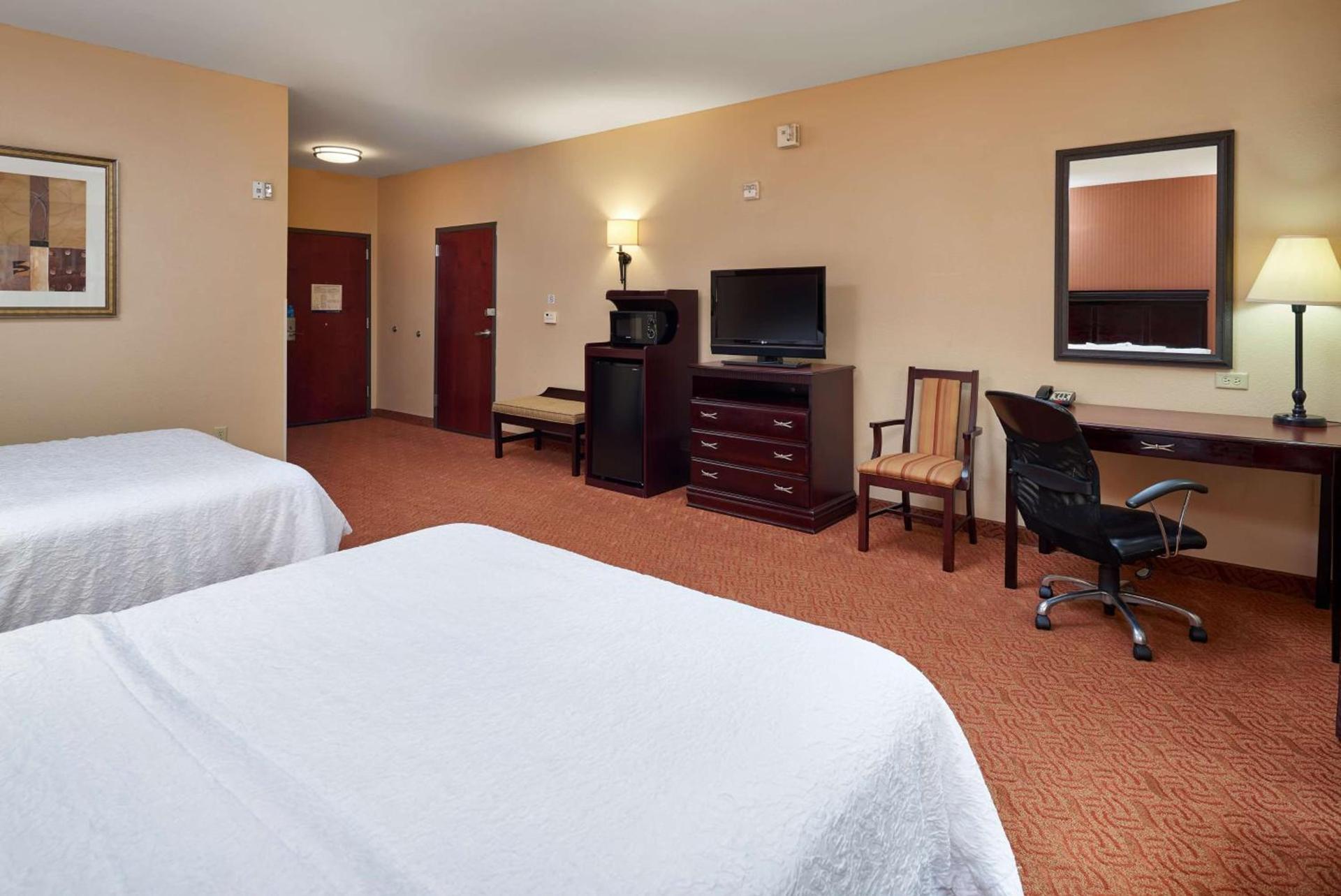 Hampton Inn & Suites Austin South Buda photo 27