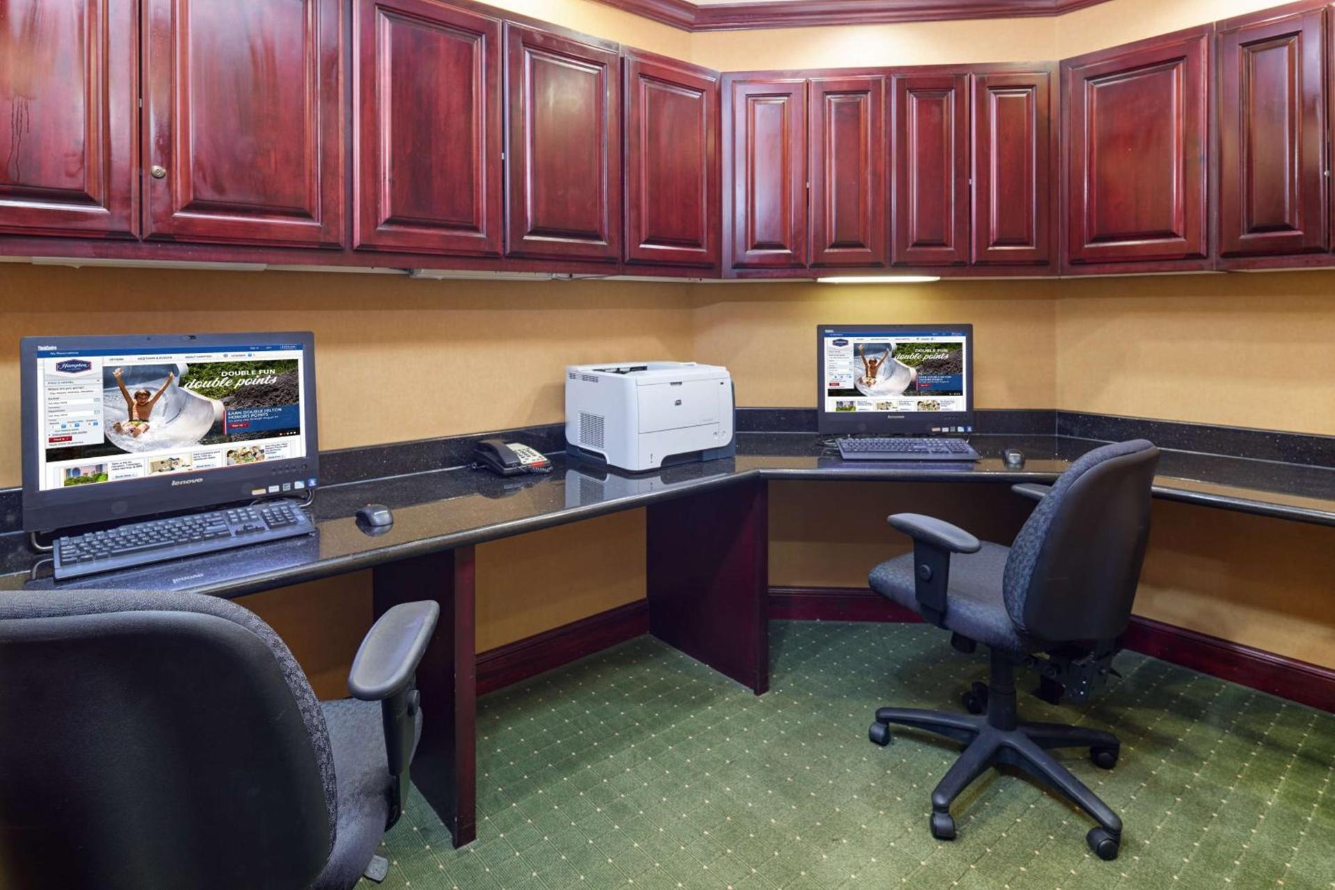 Hampton Inn & Suites Austin South Buda photo 37