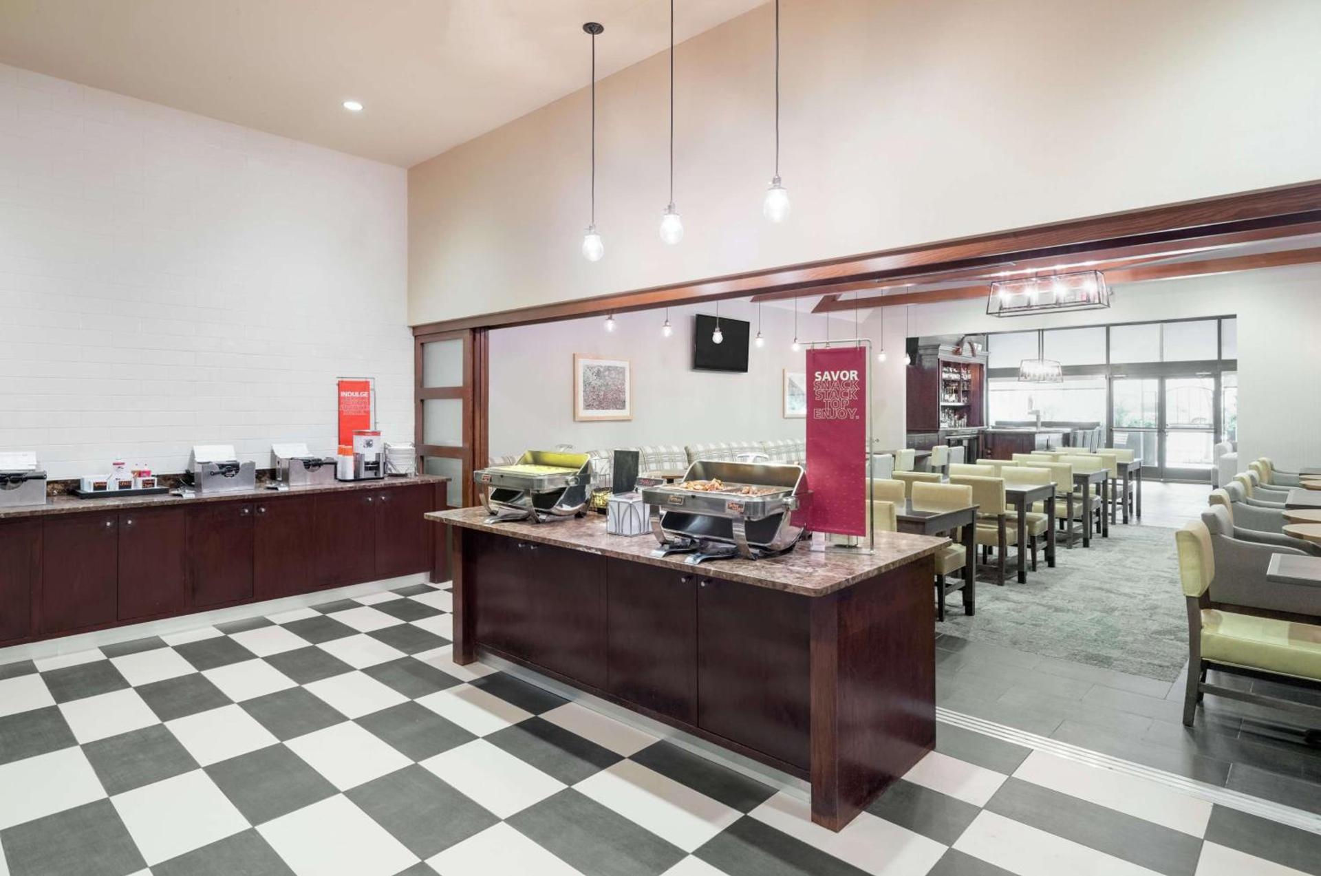 Hampton Inn Philadelphia Center City-Convention Center photo 9