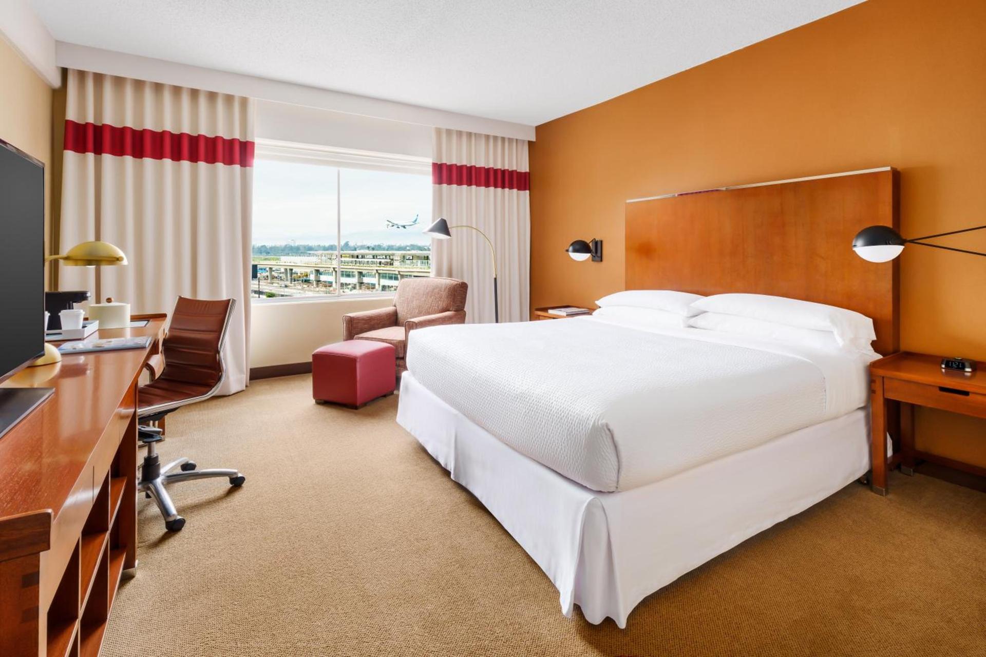 Four Points by Sheraton Los Angeles International Airport photo 2
