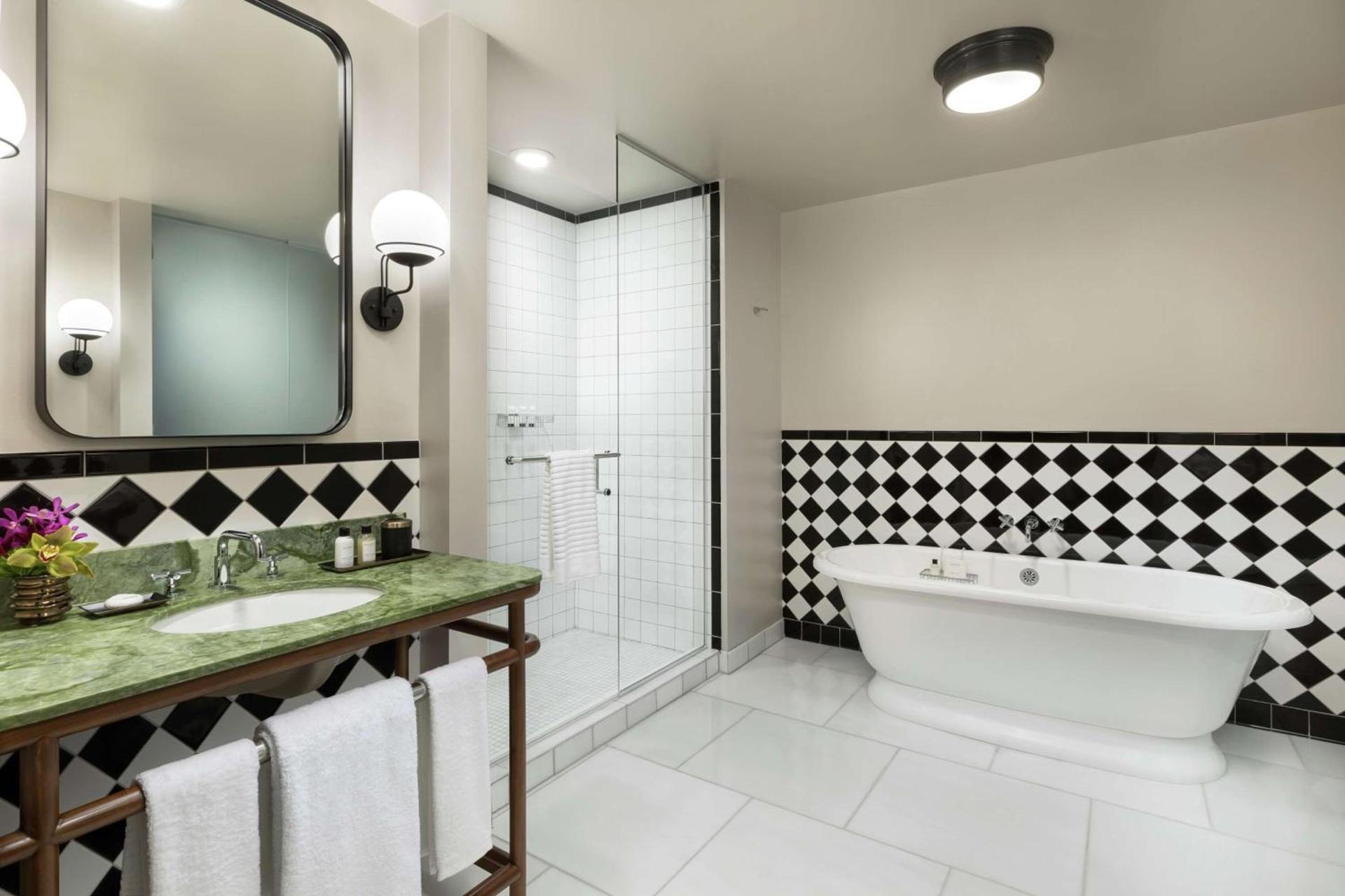 The Candler Hotel Atlanta, Curio Collection by Hilton photo 32