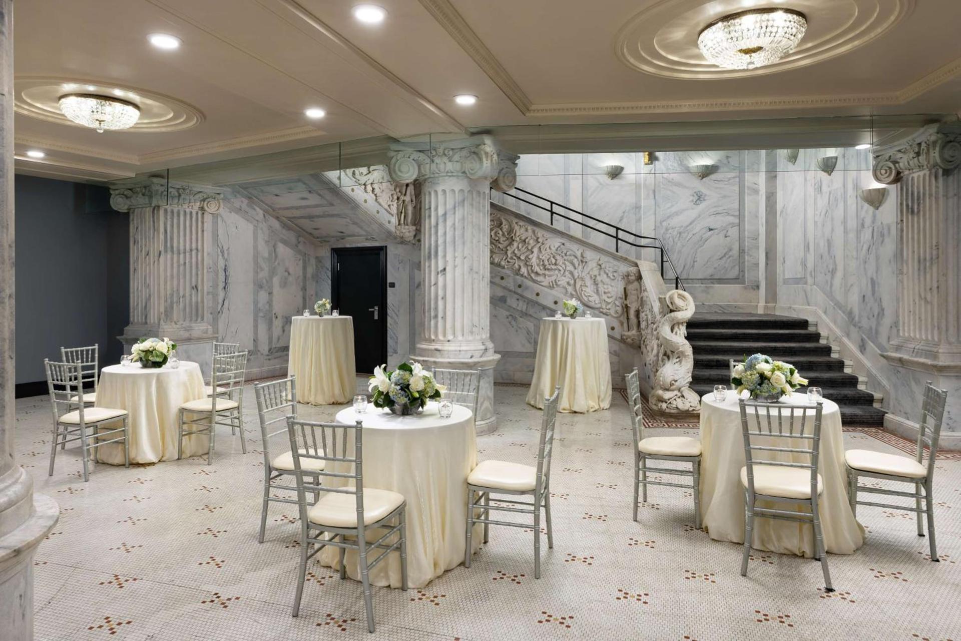 The Candler Hotel Atlanta, Curio Collection by Hilton photo 40