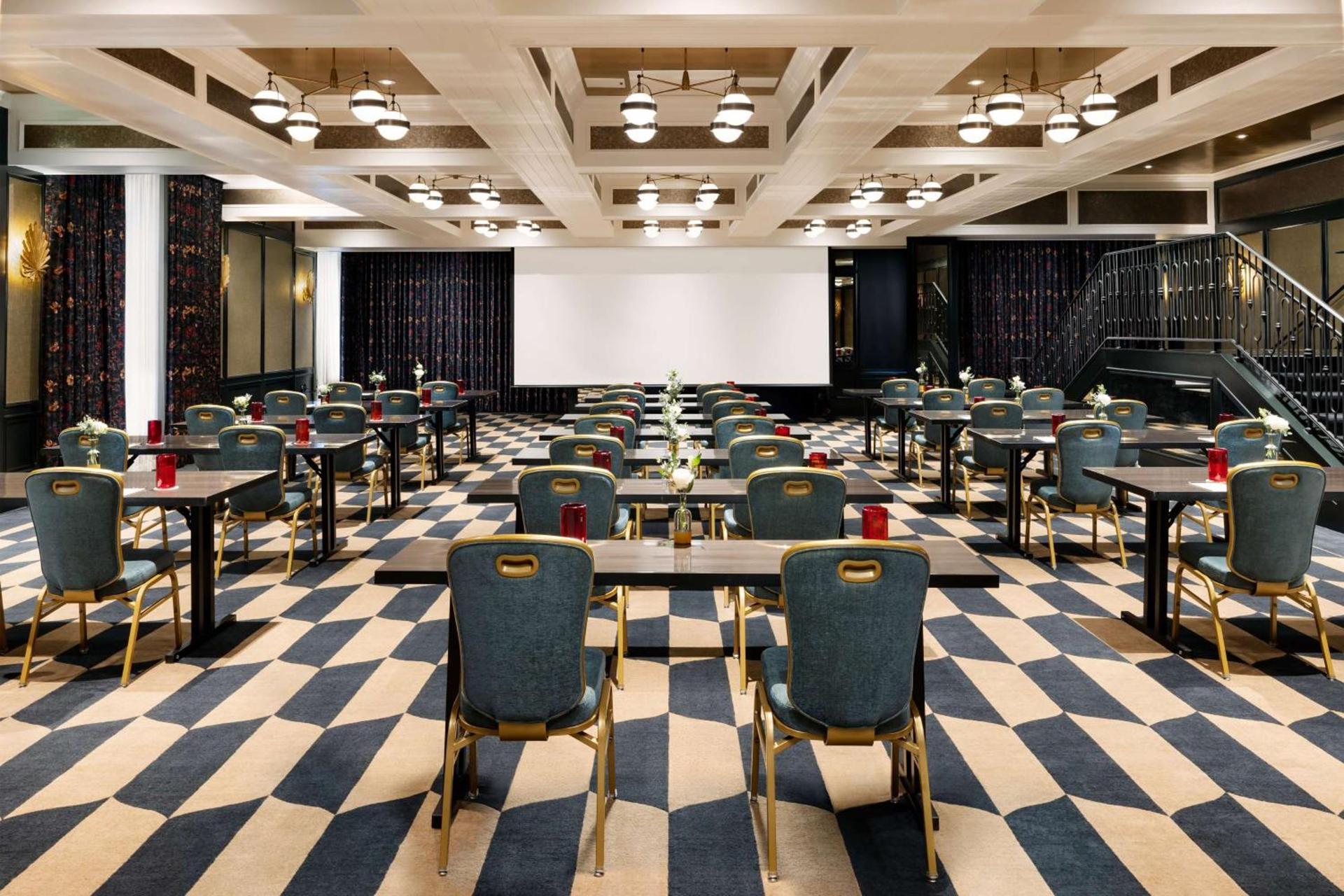 The Candler Hotel Atlanta, Curio Collection by Hilton photo 37