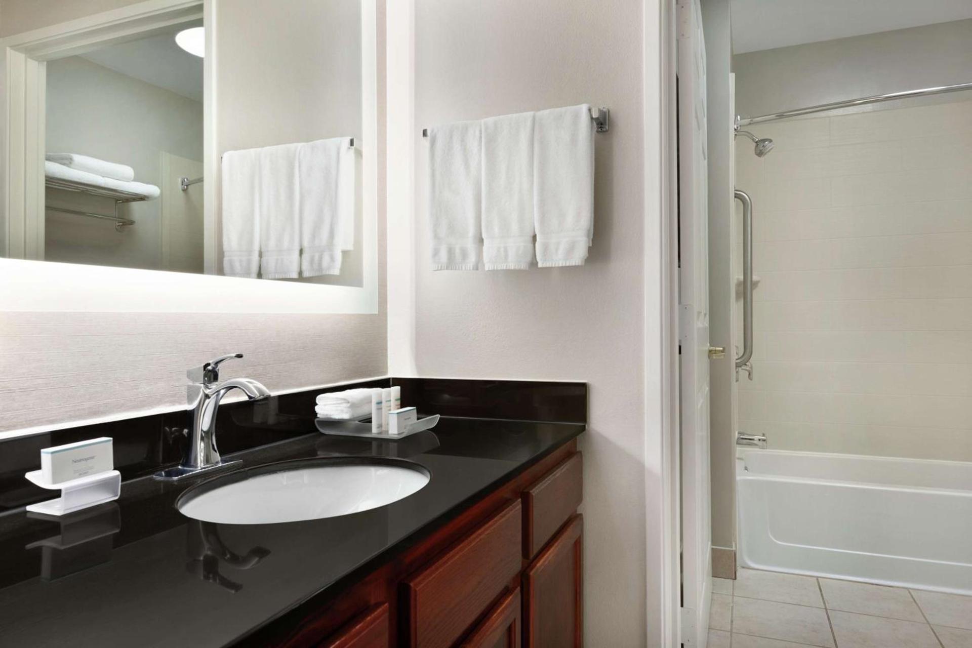 Homewood Suites by Hilton Columbus-Dublin photo 33