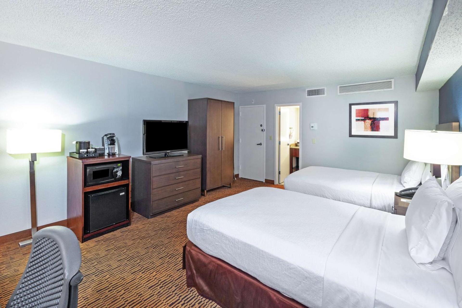 Embassy Suites by Hilton Dallas Market Center photo 63