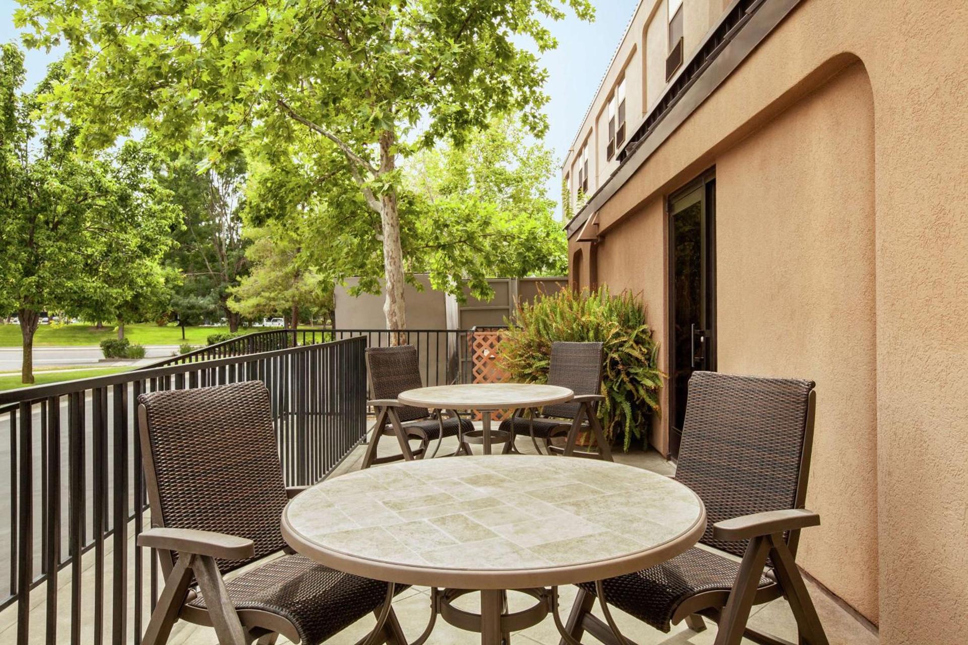 Hampton Inn Sacramento/Rancho Cordova photo 3