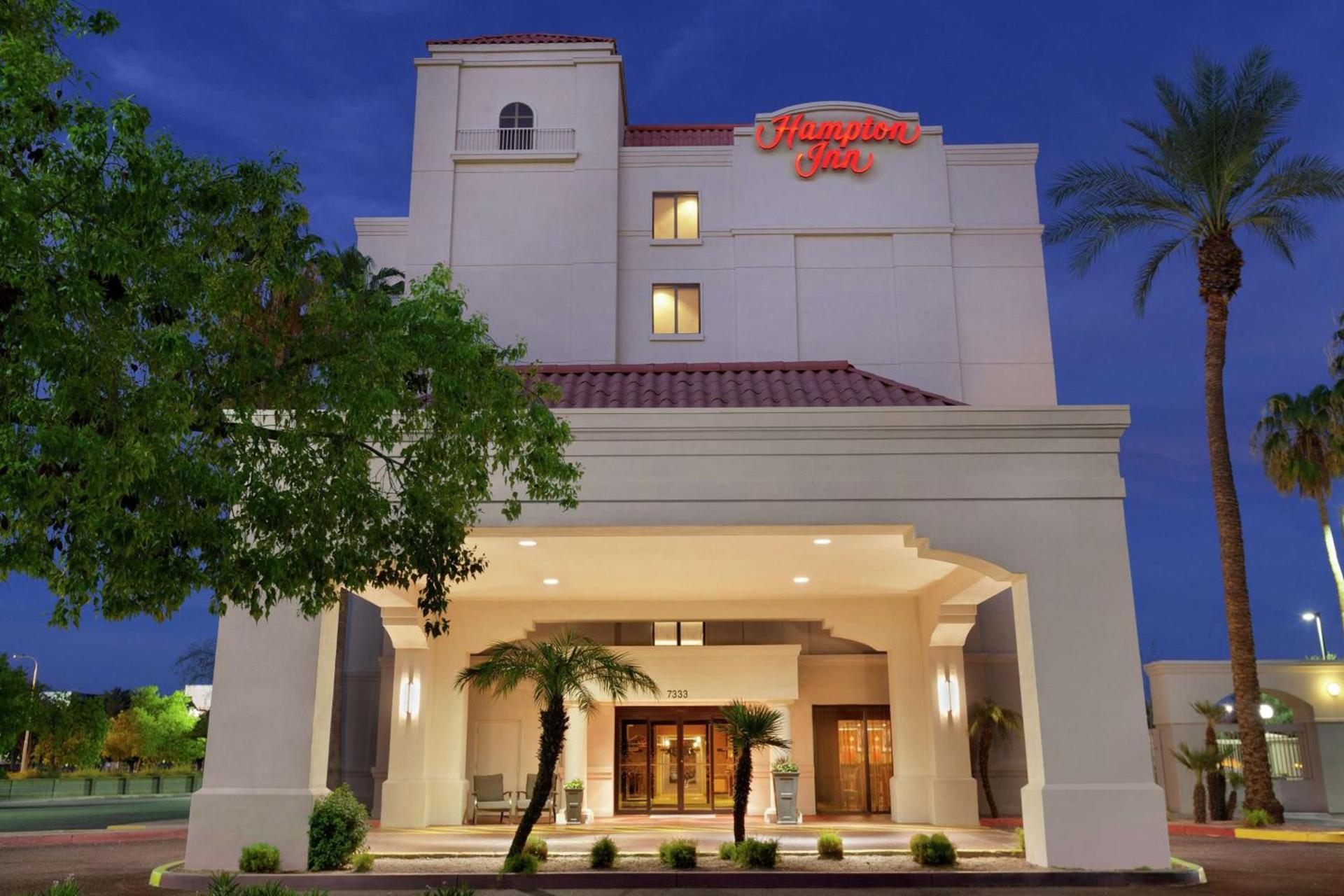 Hampton Inn Phoenix-Chandler photo 2