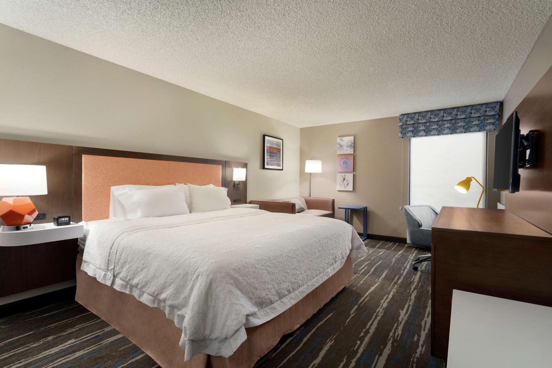 Hampton Inn Phoenix-Chandler photo 12
