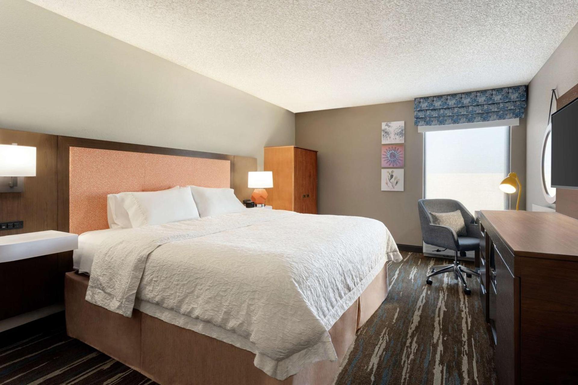 Hampton Inn Phoenix-Chandler photo 15