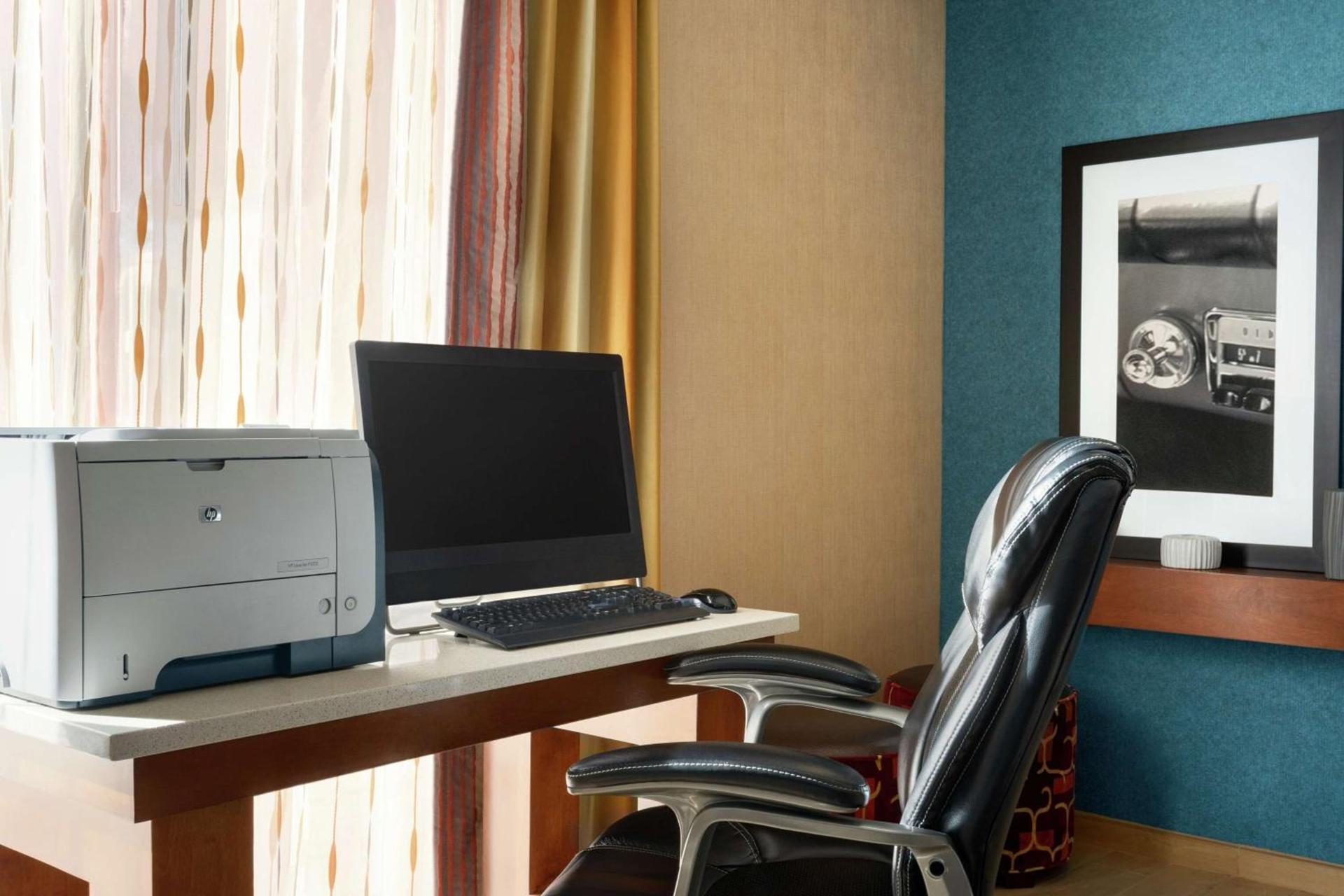 Hampton Inn Phoenix-Chandler photo 23