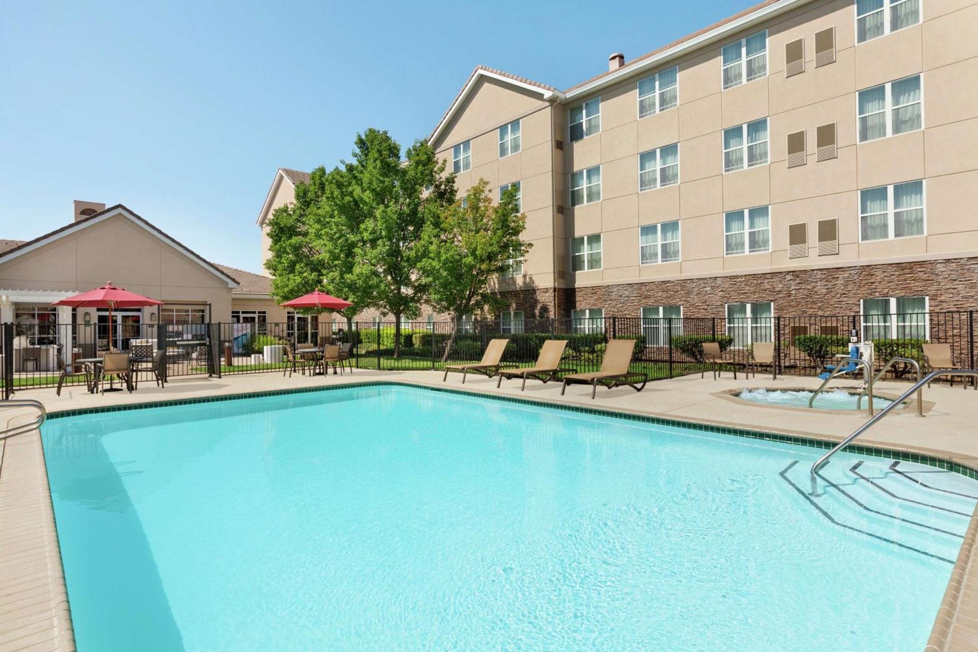 Homewood Suites by Hilton Sacramento/Roseville photo 9