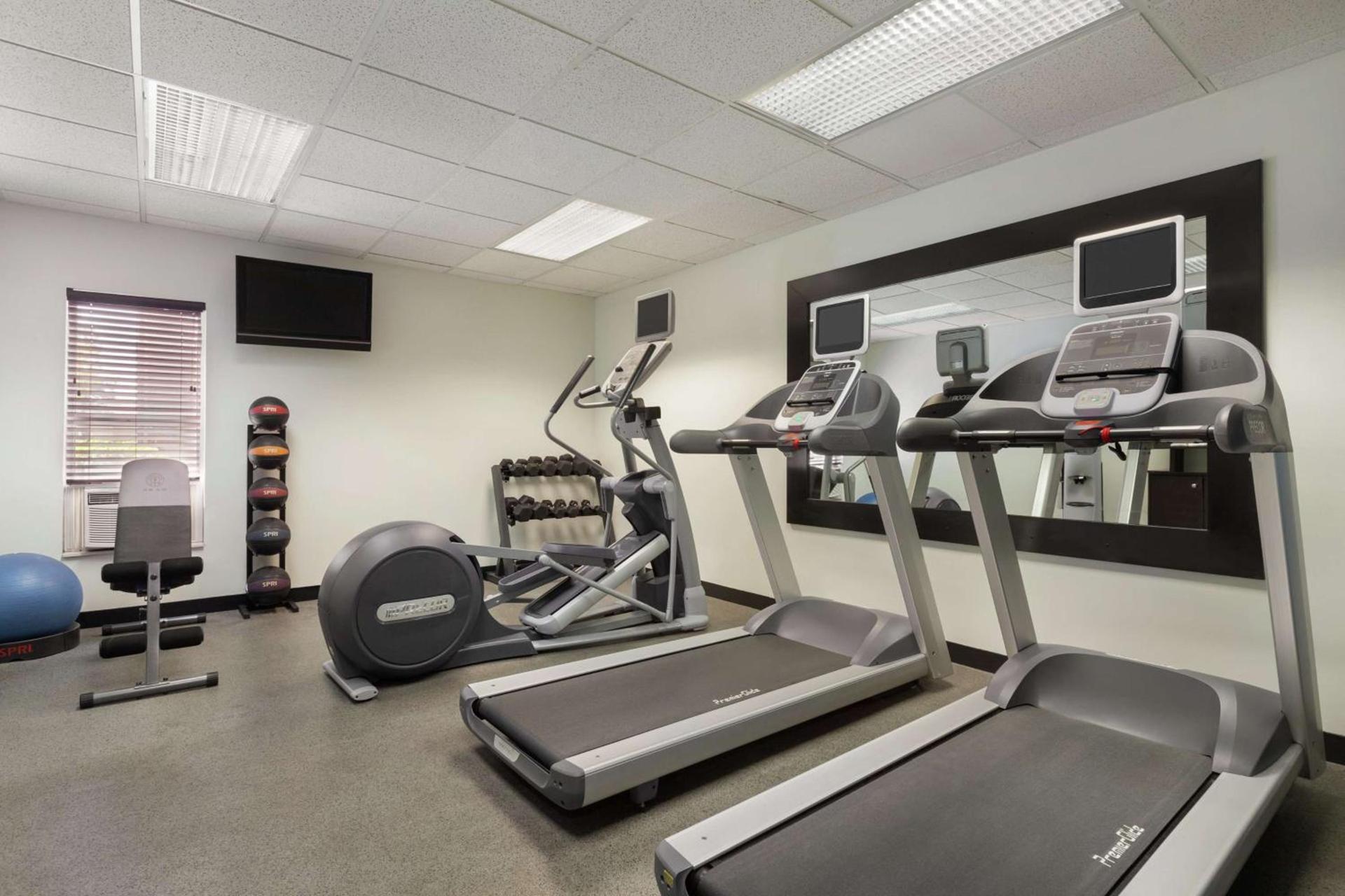 Homewood Suites by Hilton Sacramento/Roseville photo 14