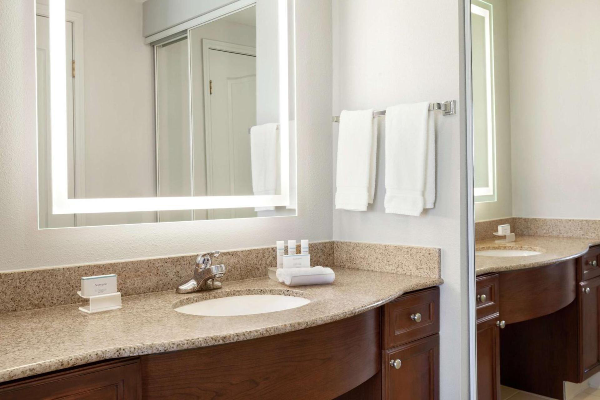 Homewood Suites by Hilton Sacramento/Roseville photo 18