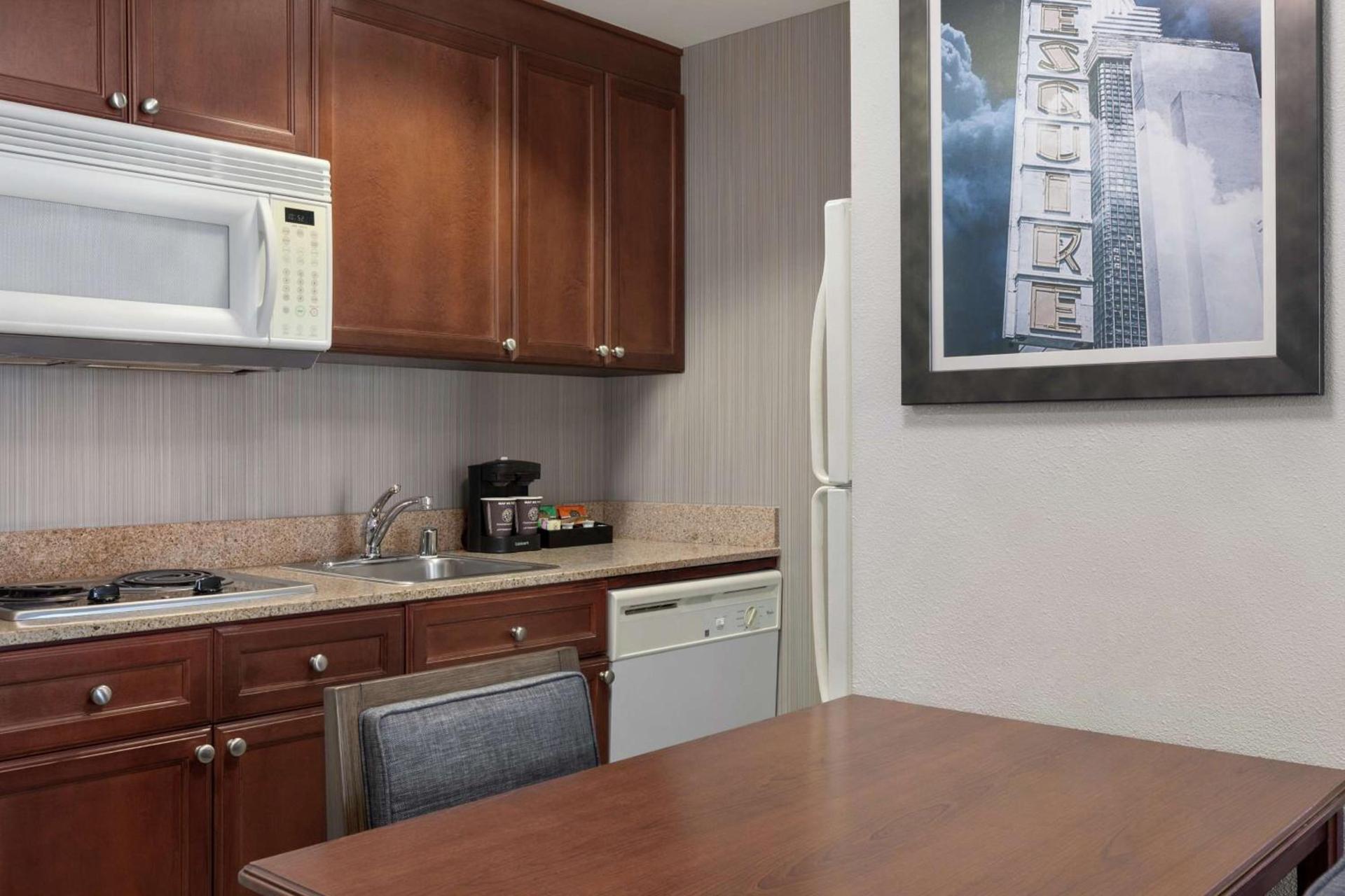 Homewood Suites by Hilton Sacramento/Roseville photo 47