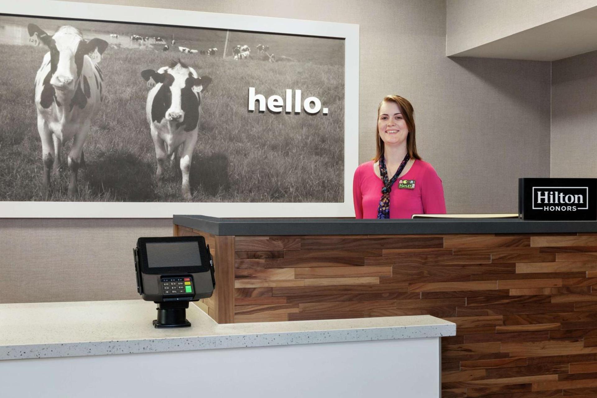 Hampton Inn Tracy photo 6