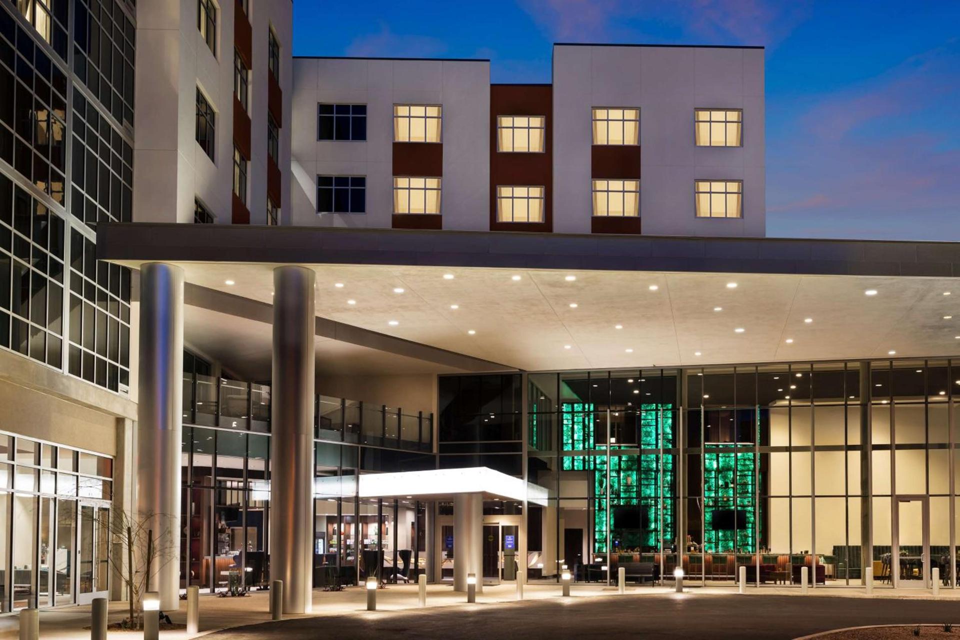 Doubletree By Hilton Tucson Downtown Convention Center photo 4