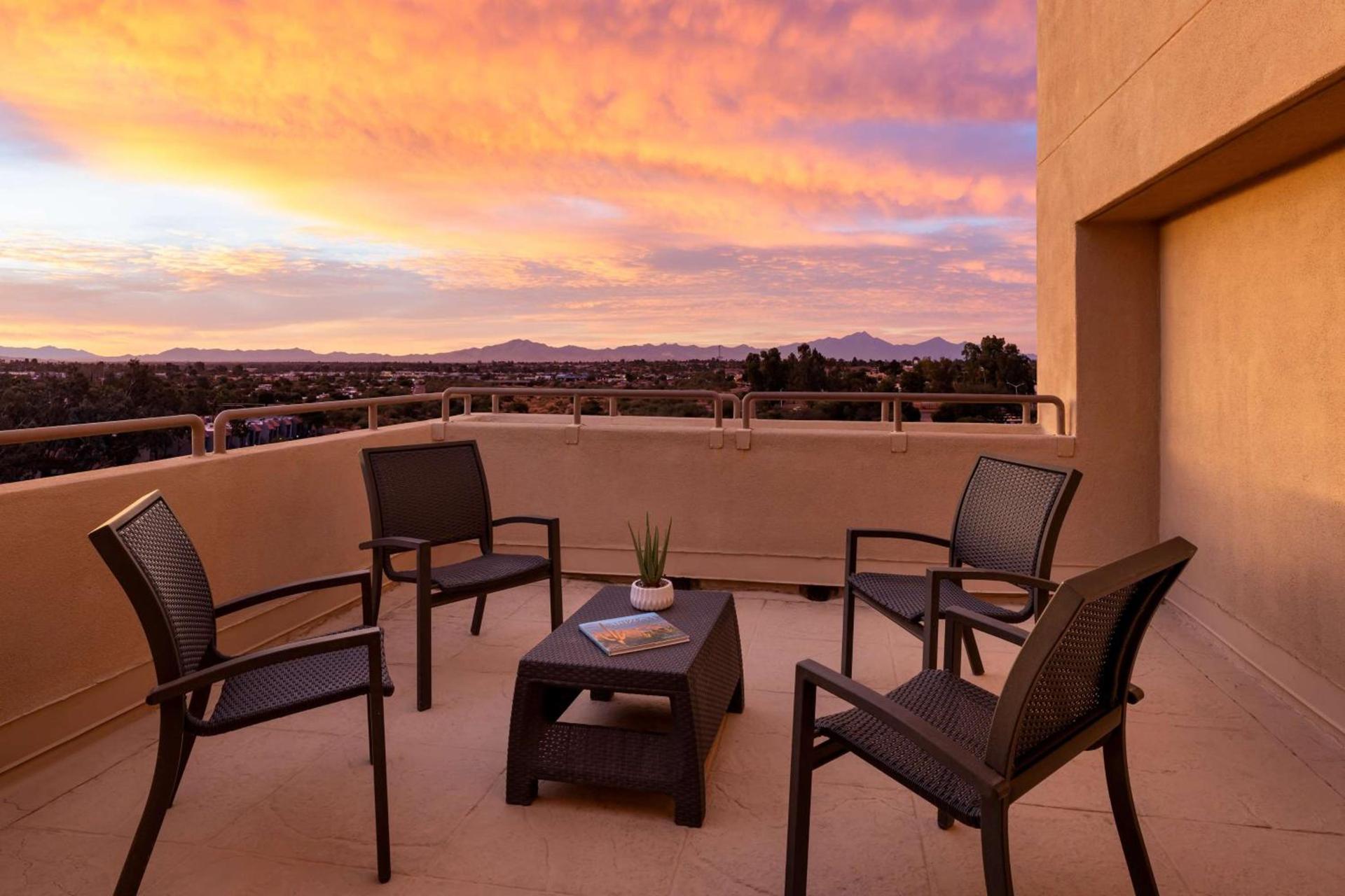 Hilton Tucson East photo 41