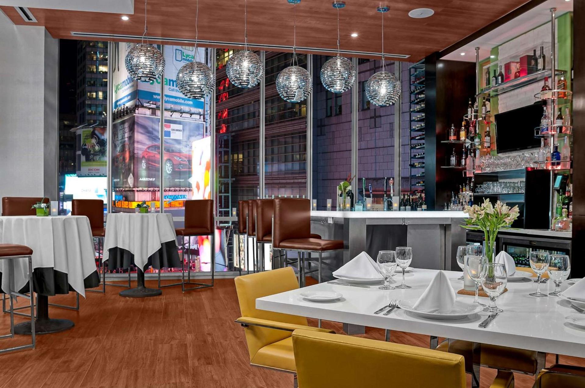 Hilton Garden Inn New York - Times Square Central photo 4