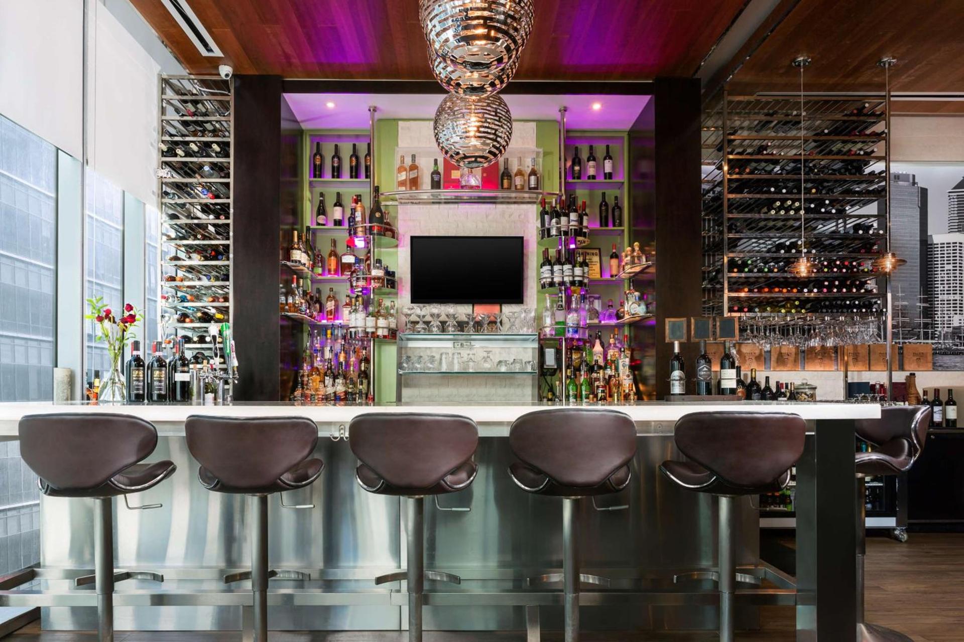Hilton Garden Inn New York - Times Square Central photo 5