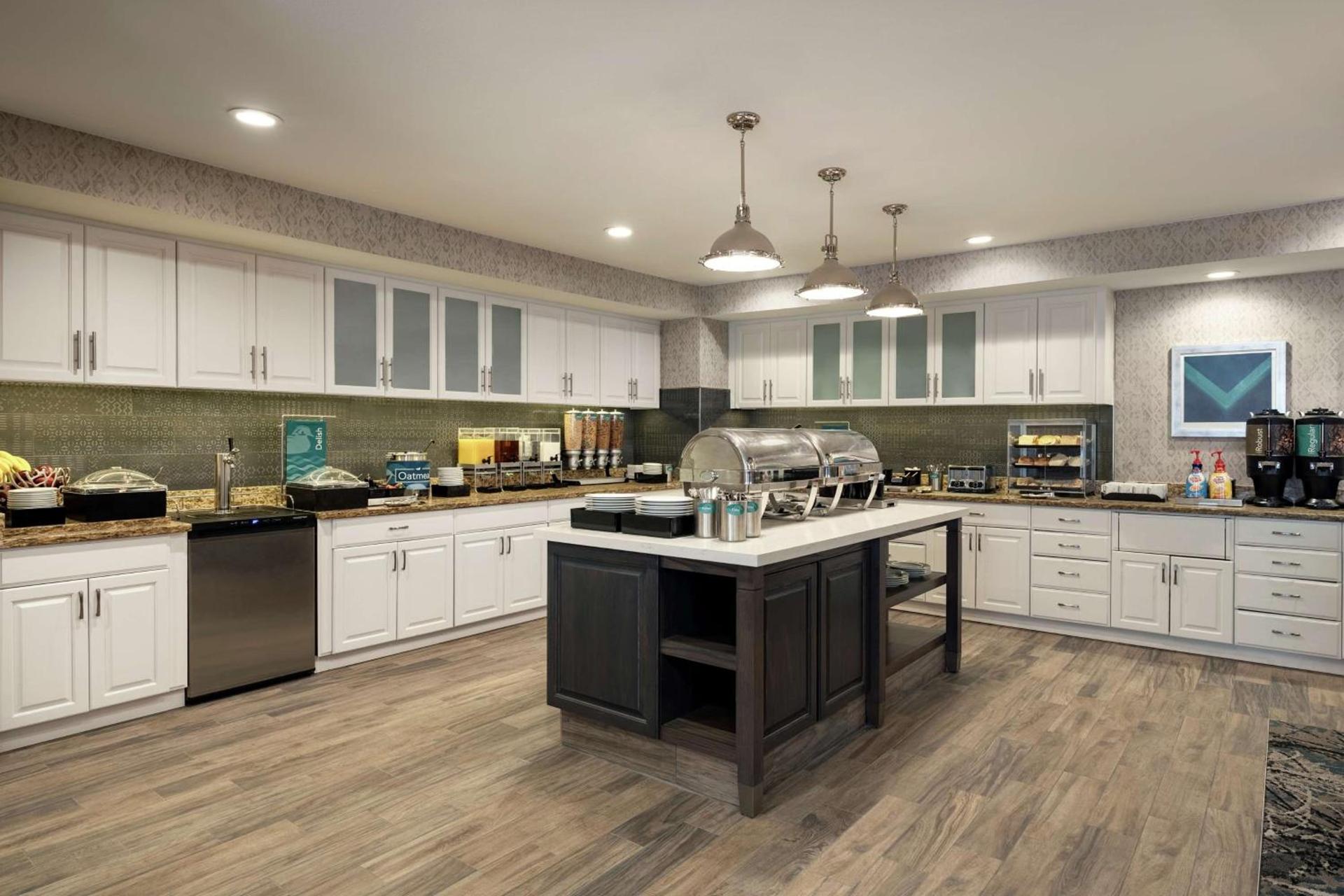 Homewood Suites by Hilton Erie photo 7