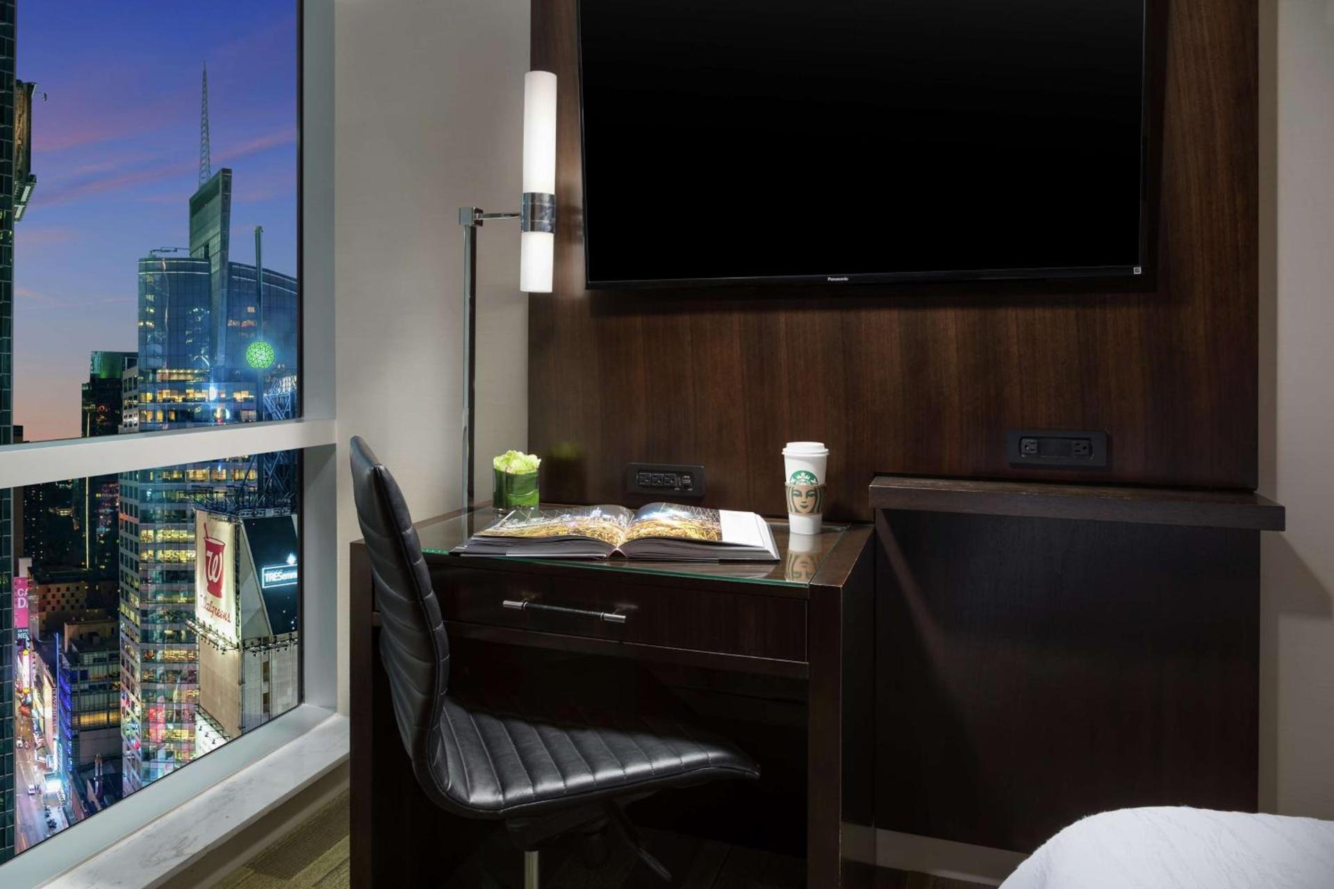 Hilton Garden Inn New York - Times Square Central photo 37