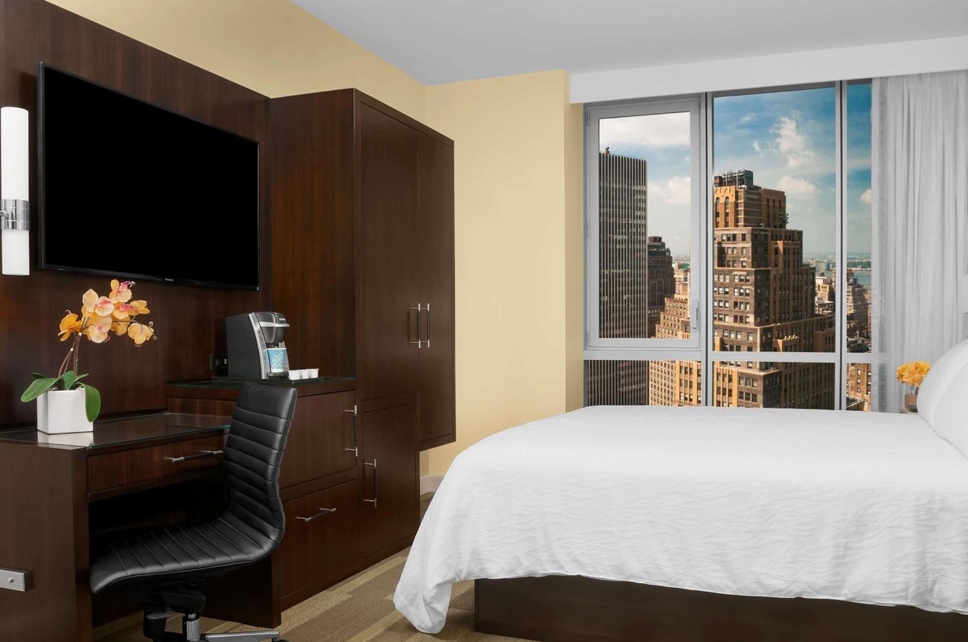 Hilton Garden Inn New York - Times Square Central photo 16