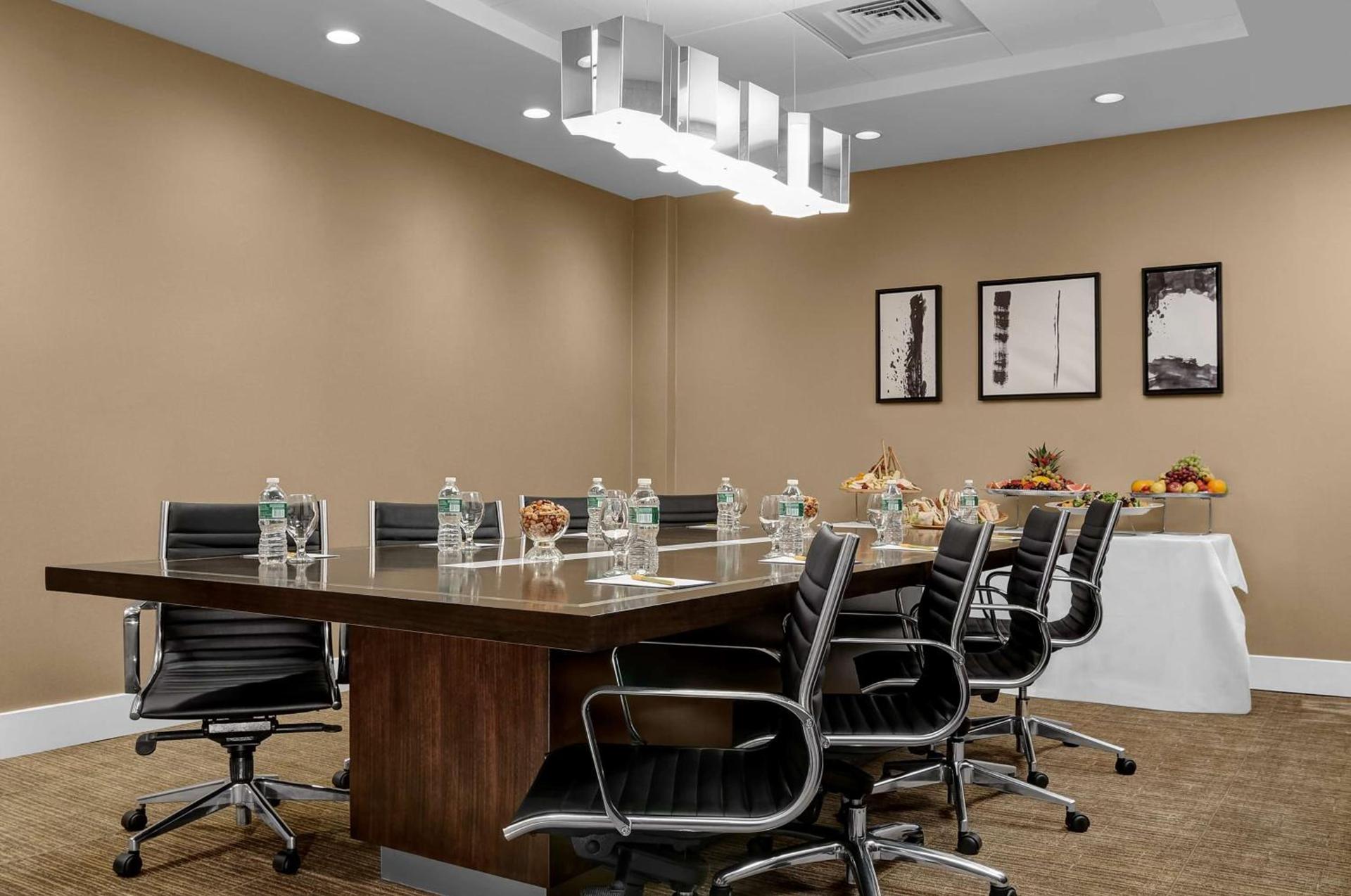 Hilton Garden Inn New York - Times Square Central photo 41