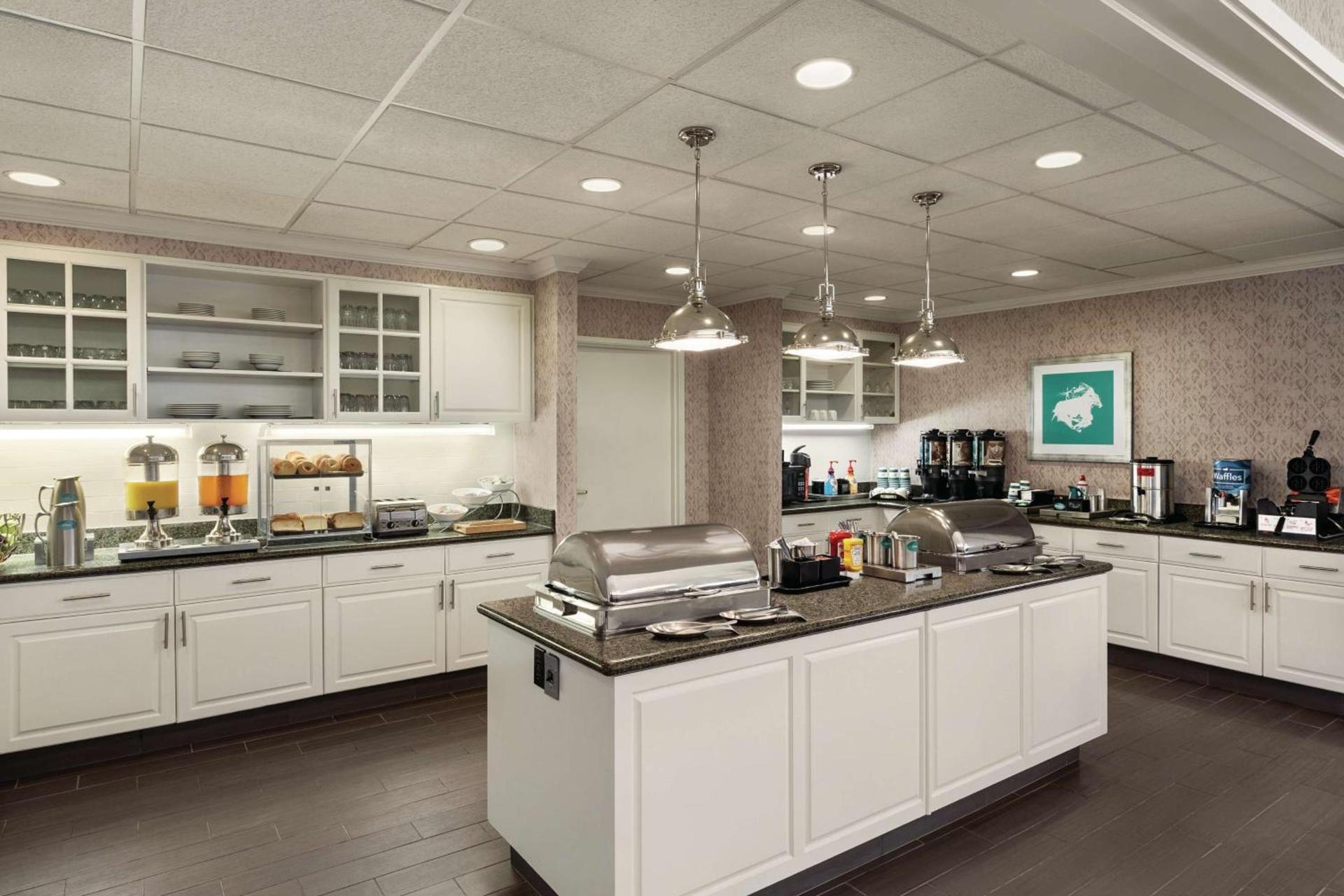 Homewood Suites by Hilton Corpus Christi photo 11