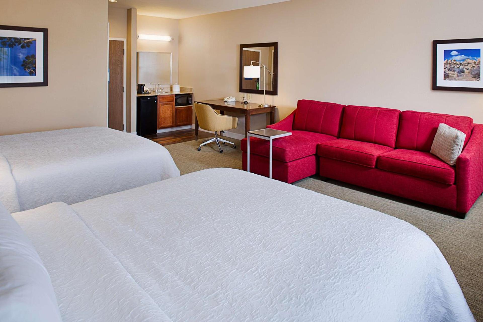 Hampton Inn & Suites Palmdale photo 16