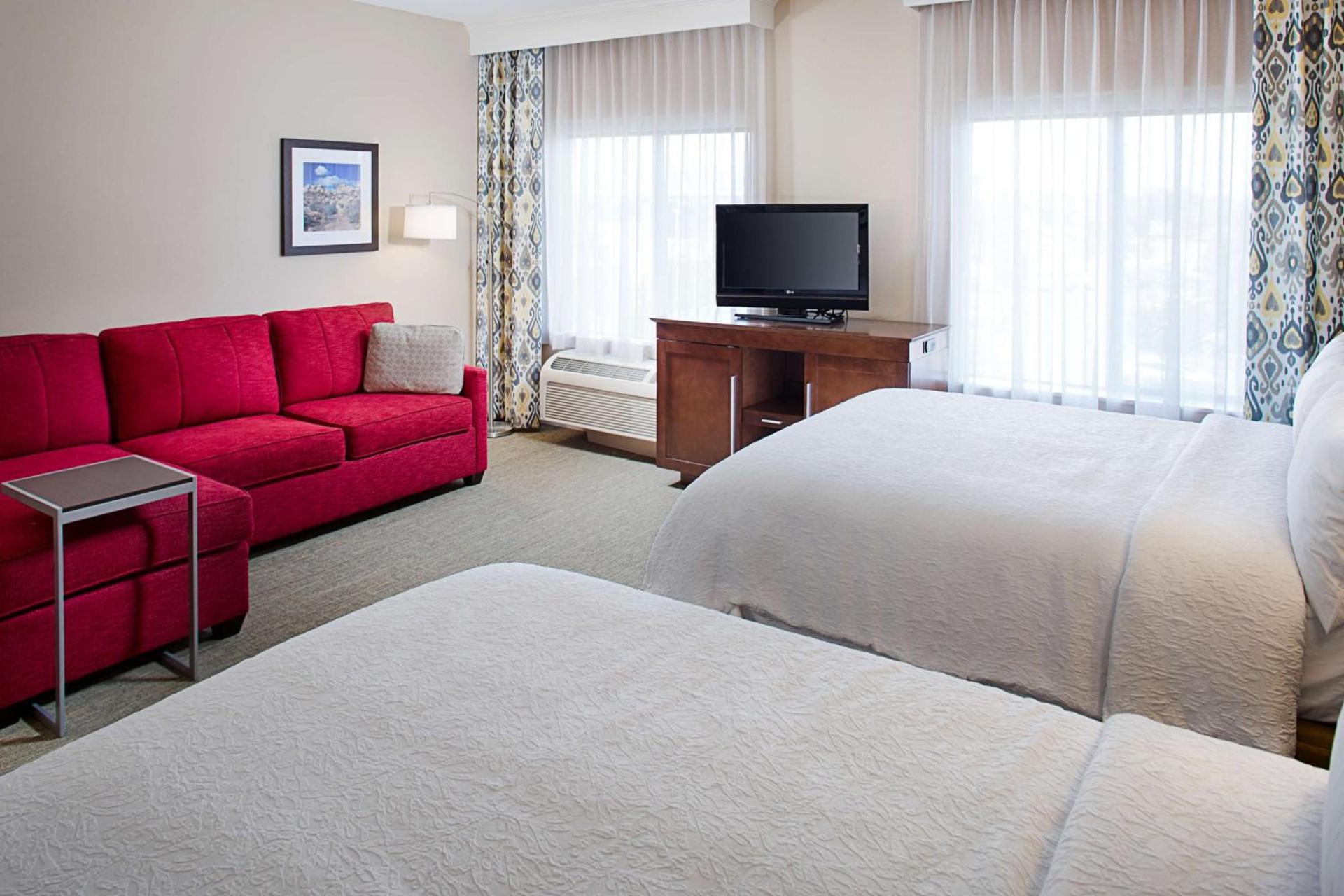 Hampton Inn & Suites Palmdale photo 22