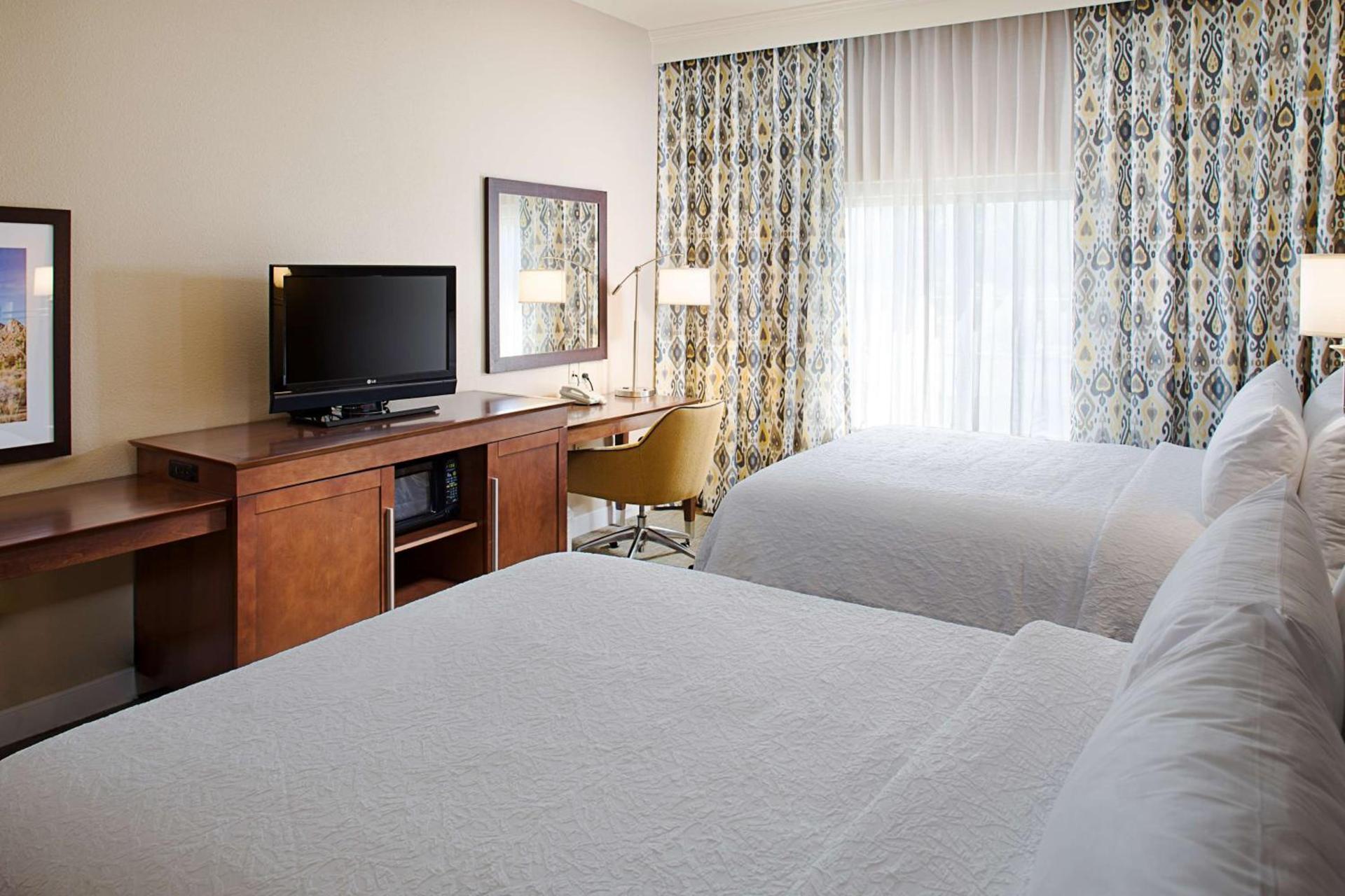 Hampton Inn & Suites Palmdale photo 24