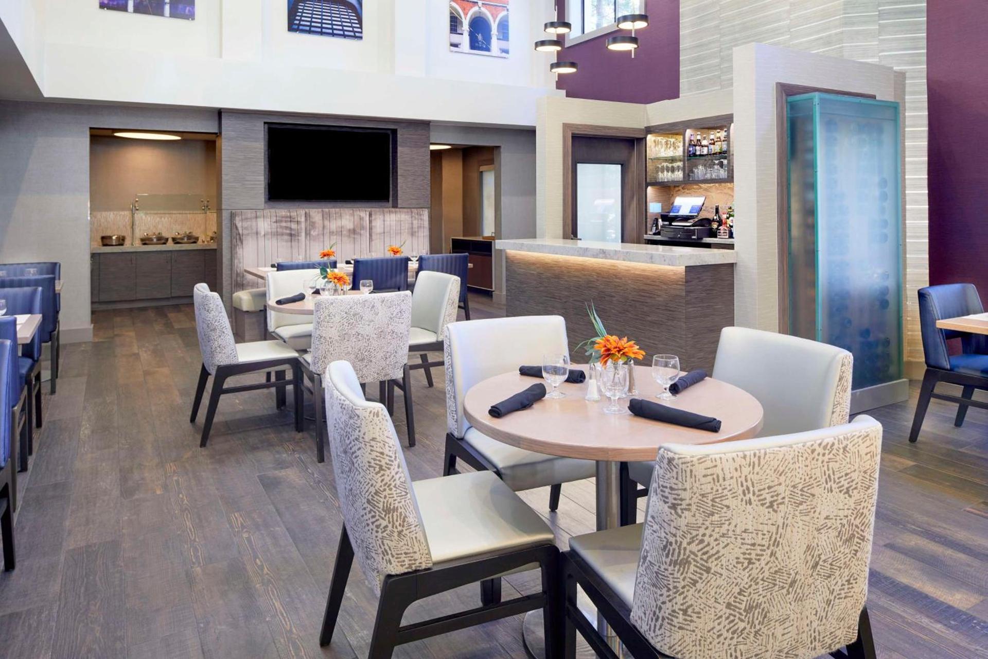 DoubleTree by Hilton Atlanta Alpharetta-Windward photo 11