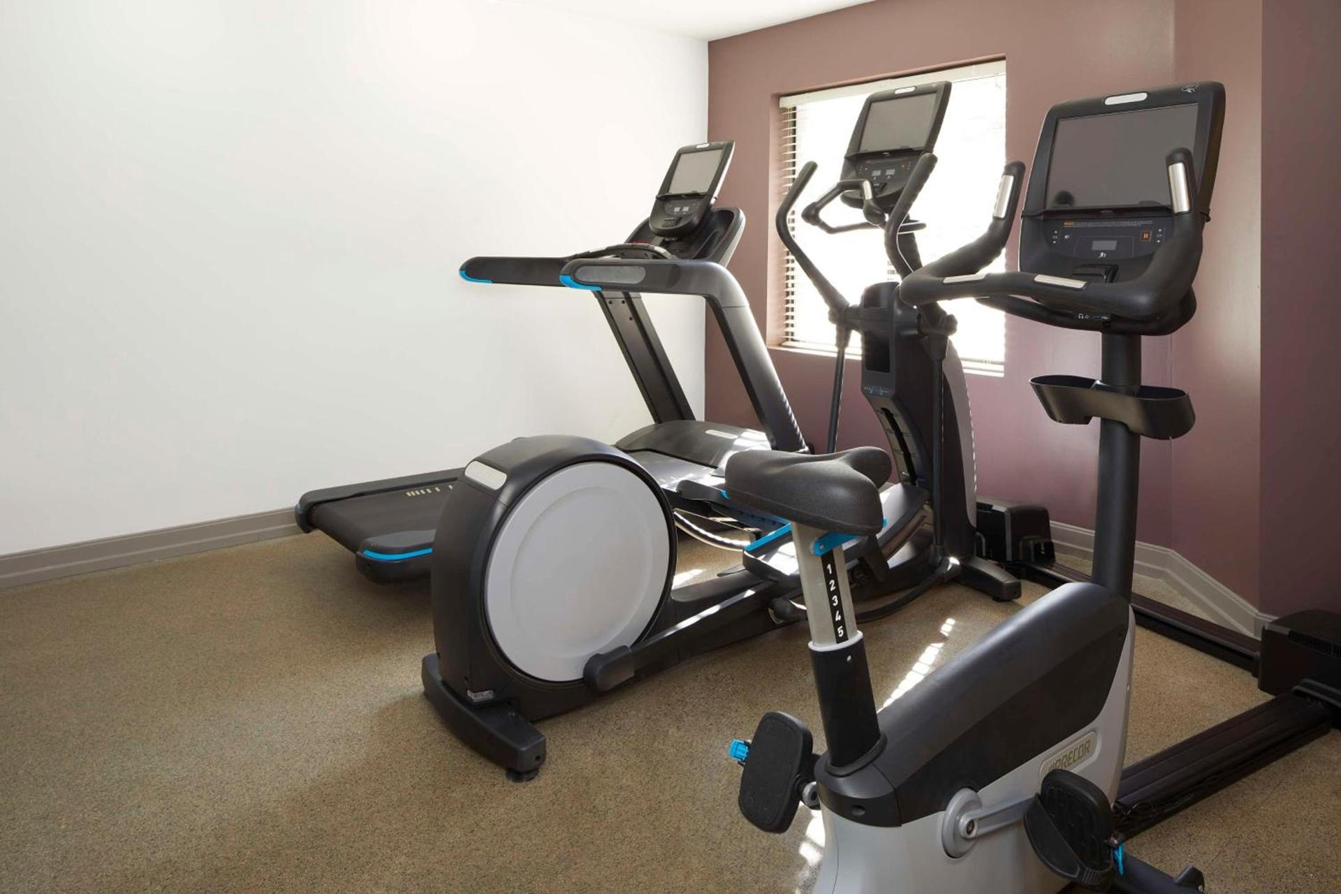 DoubleTree by Hilton Atlanta Alpharetta-Windward photo 12