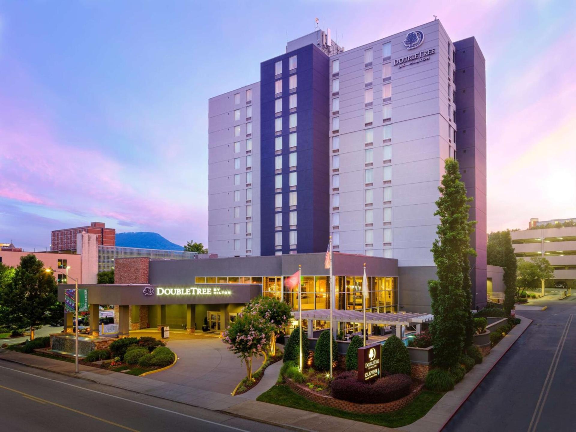 DoubleTree by Hilton Hotel Chattanooga Downtown photo 2