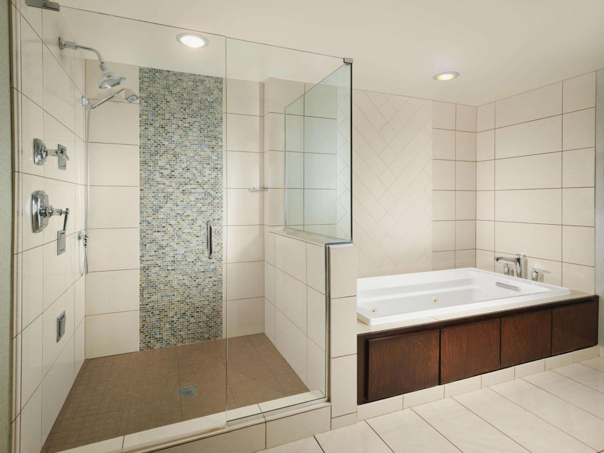 DoubleTree by Hilton Hotel Chattanooga Downtown photo 38