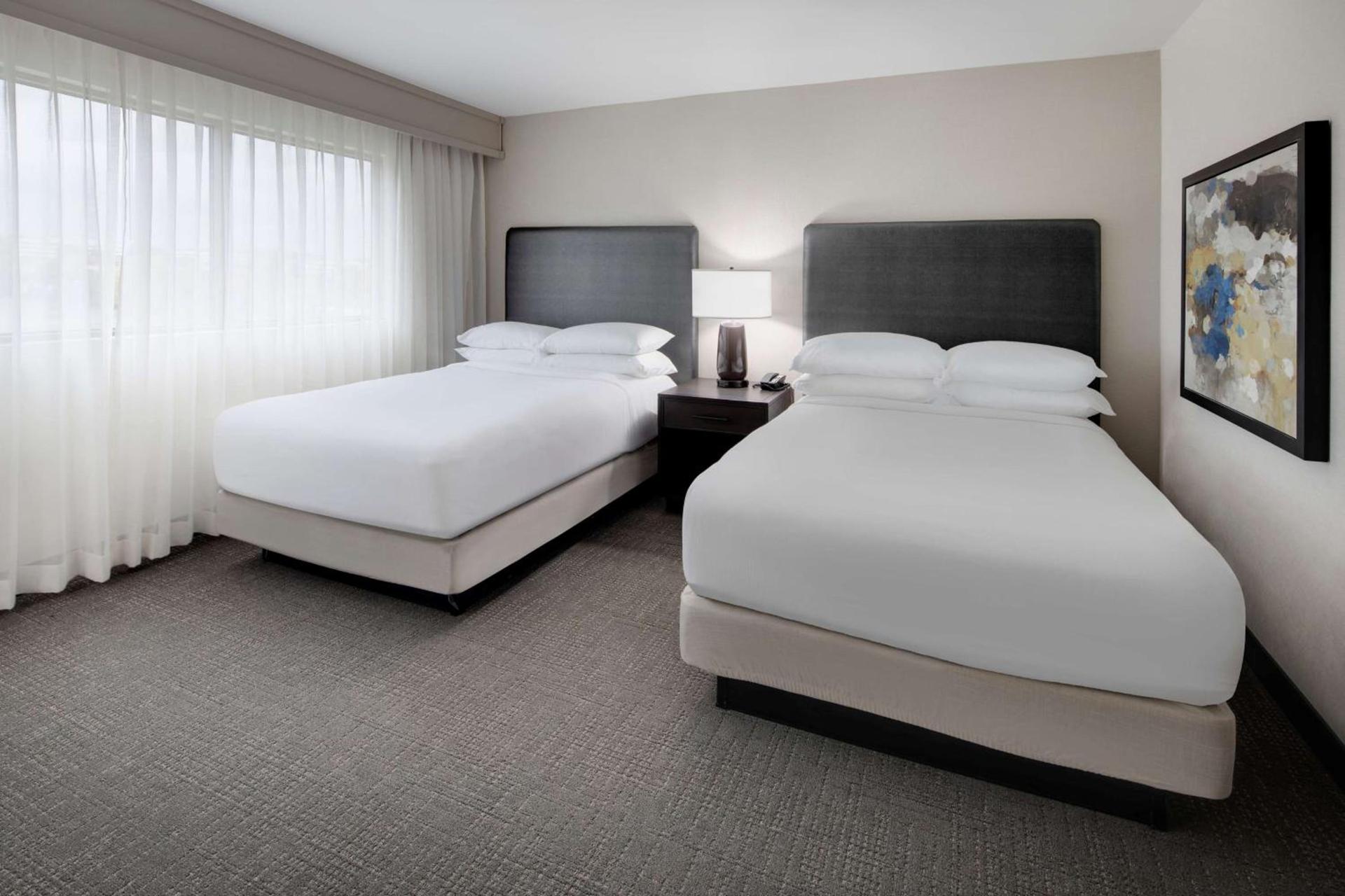 Embassy Suites by Hilton Detroit Troy Auburn Hills photo 33