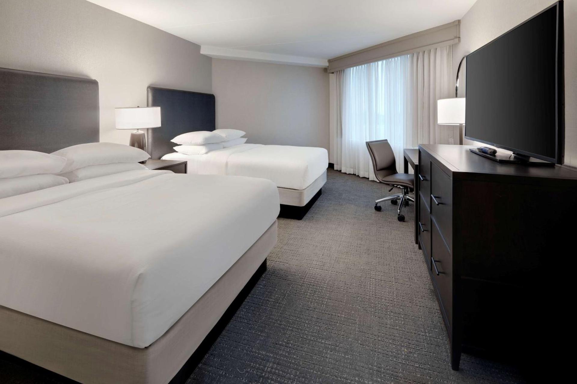 Embassy Suites by Hilton Detroit Troy Auburn Hills photo 42