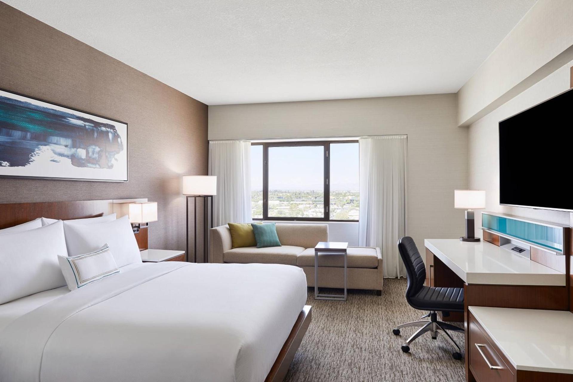 Delta Hotels by Marriott Phoenix Mesa photo 4