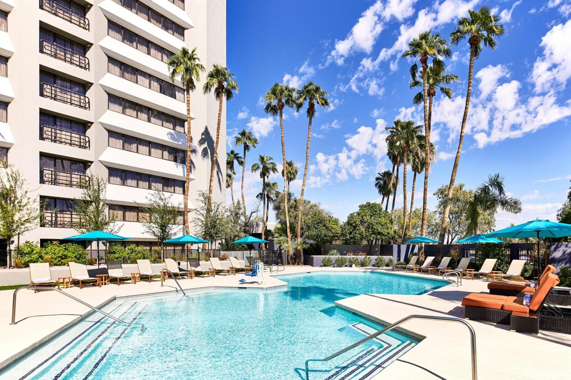 Delta Hotels by Marriott Phoenix Mesa photo 2