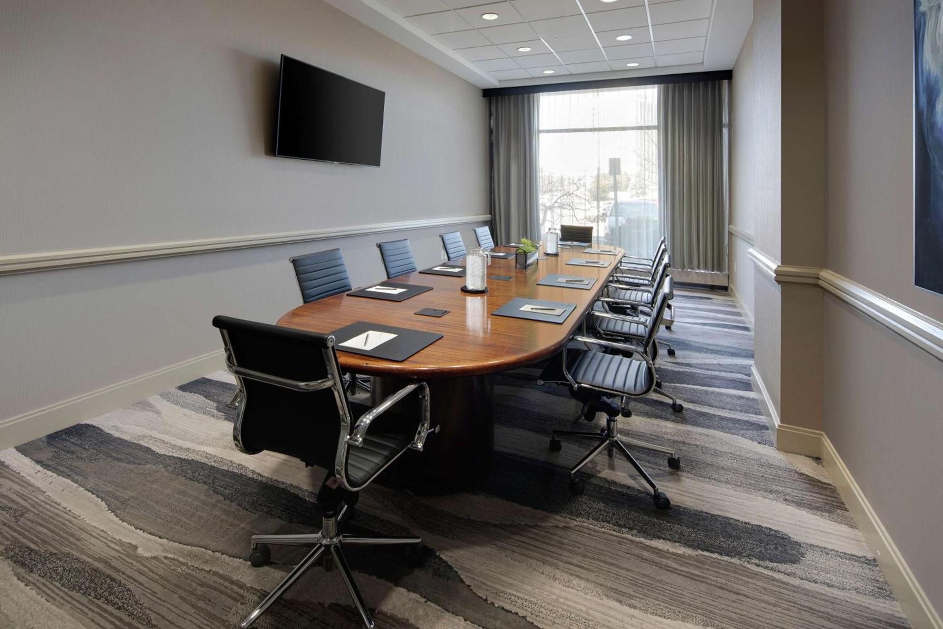 Embassy Suites by Hilton Detroit Troy Auburn Hills photo 67