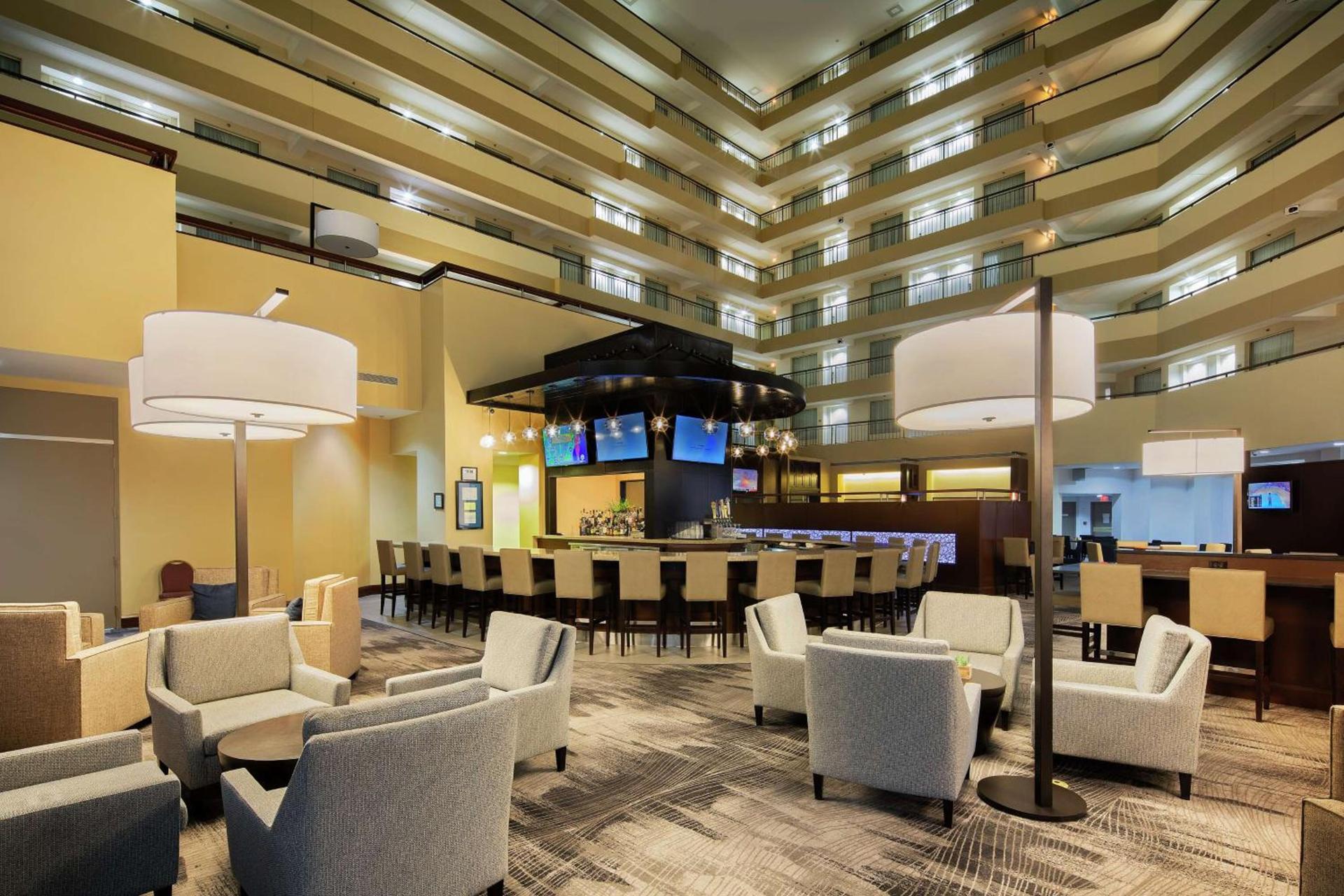 Embassy Suites by Hilton Detroit Troy Auburn Hills photo 77