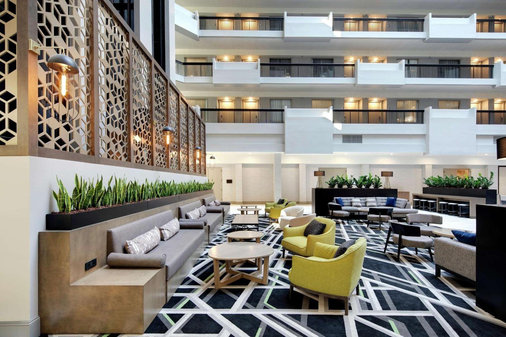 Embassy Suites by Hilton Atlanta Perimeter Center photo 3