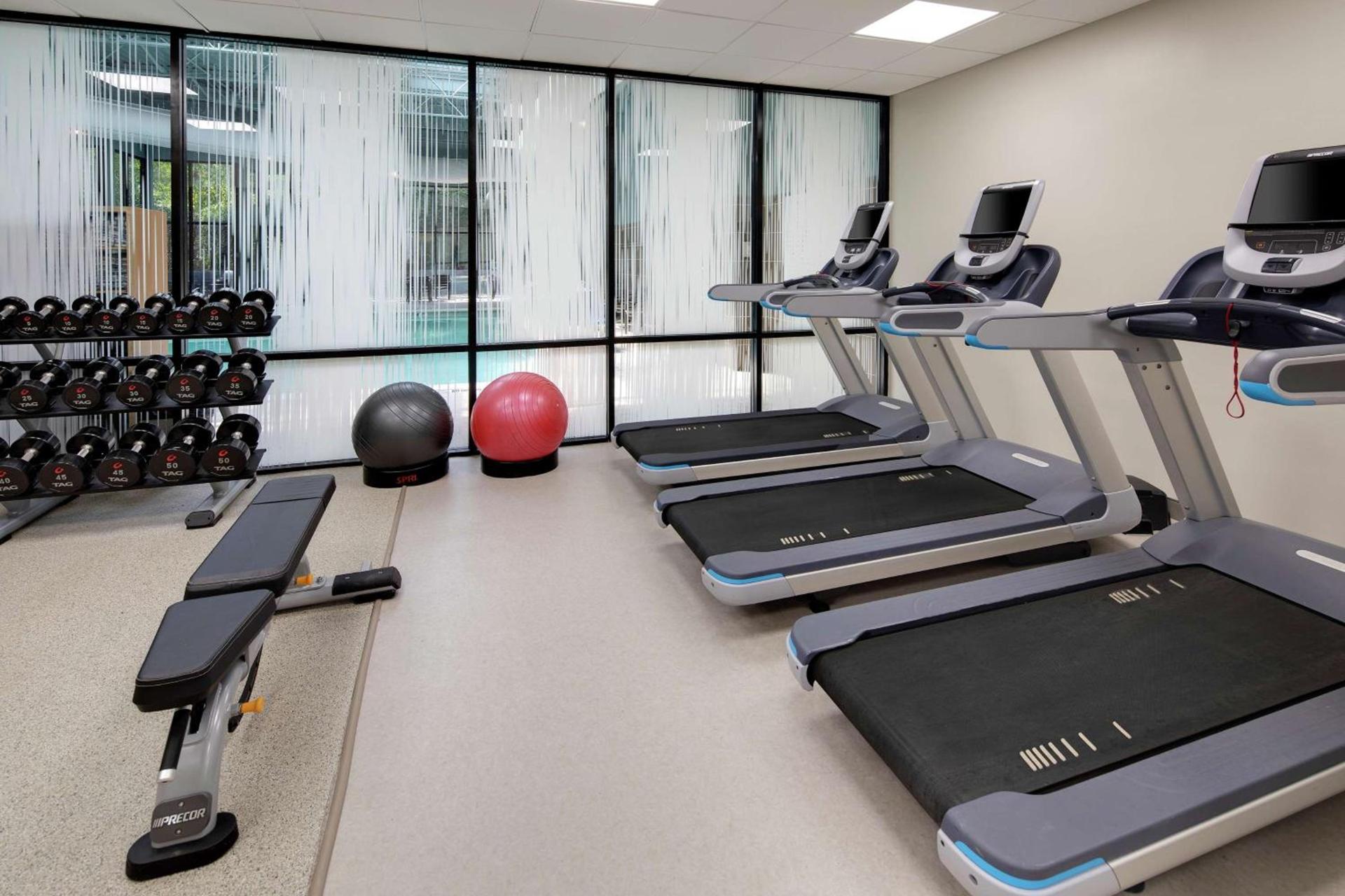 Embassy Suites by Hilton Atlanta Perimeter Center photo 24