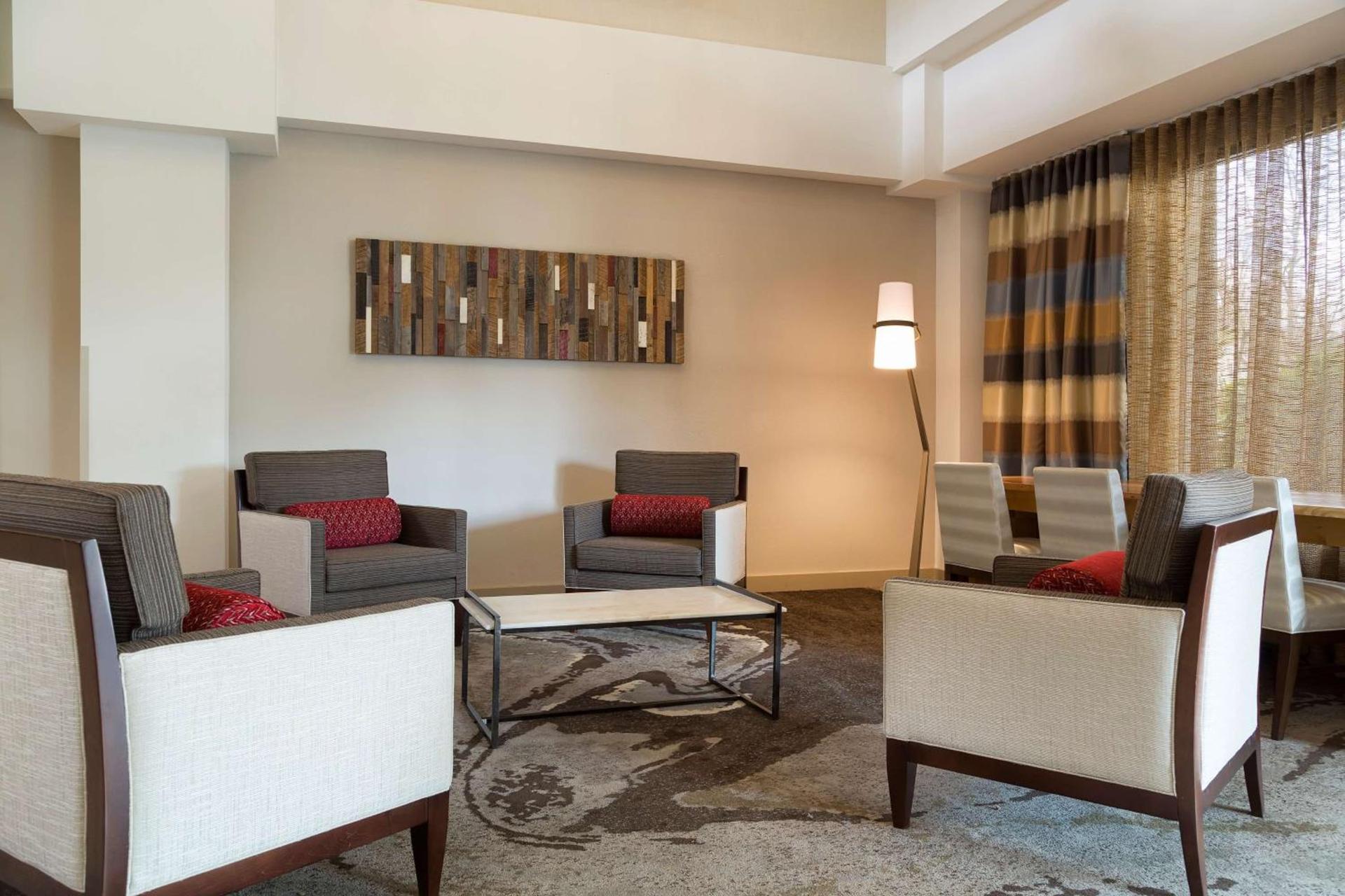 DoubleTree Suites by Hilton Nashville Airport photo 38